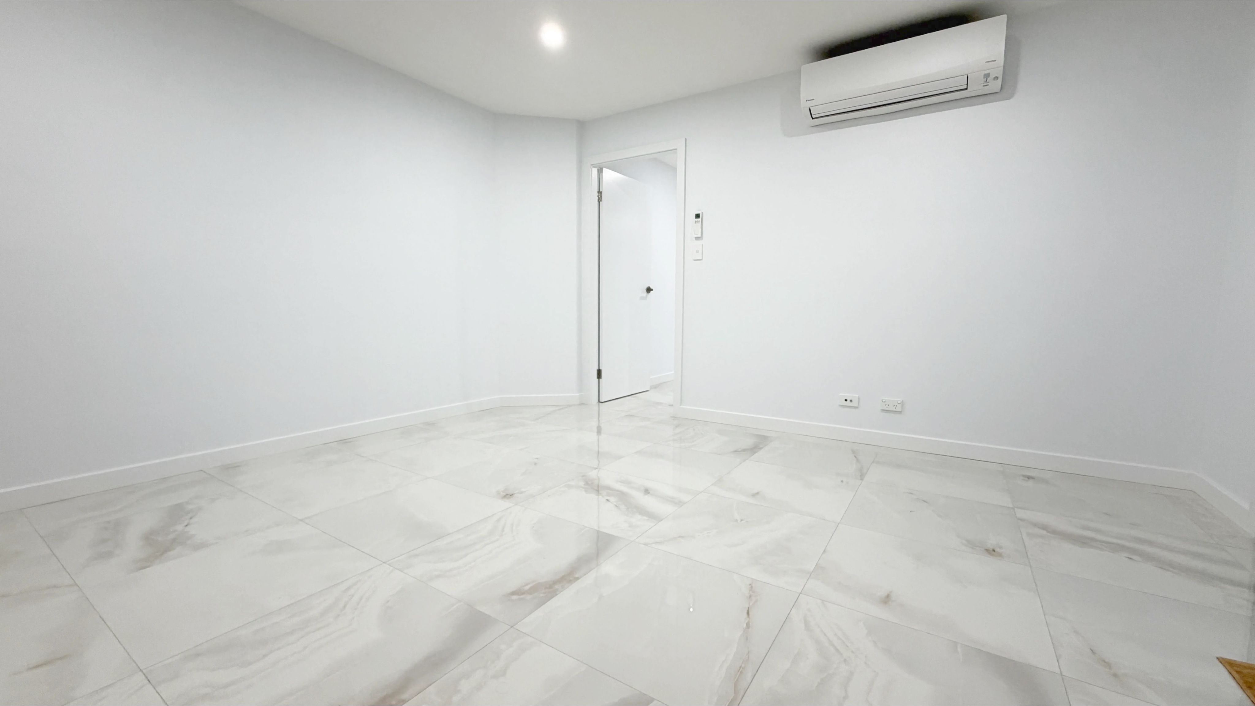 36a Unwin Road — photo 3 of 5
