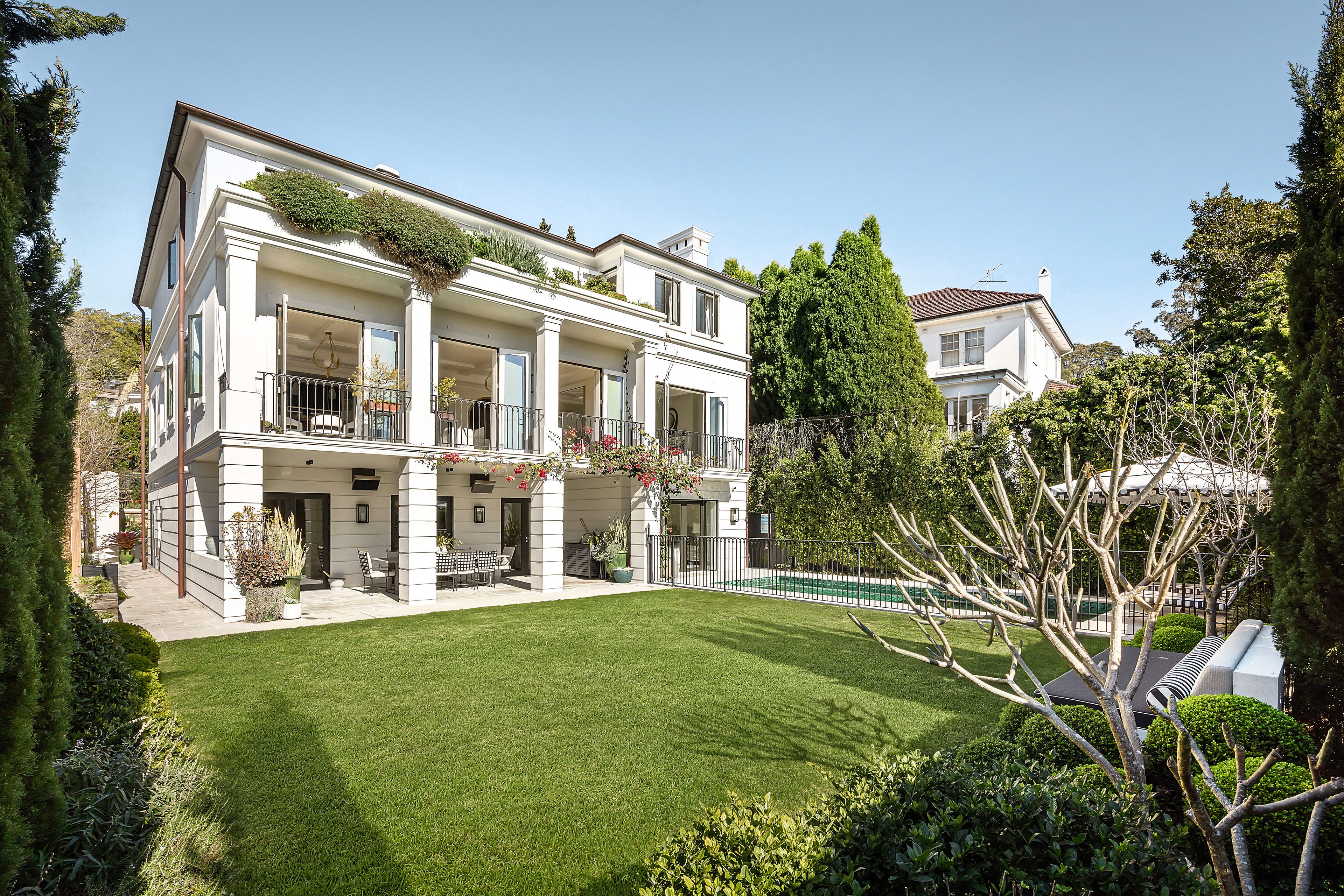 2 Drumalbyn Road — photo from Ray White Double Bay