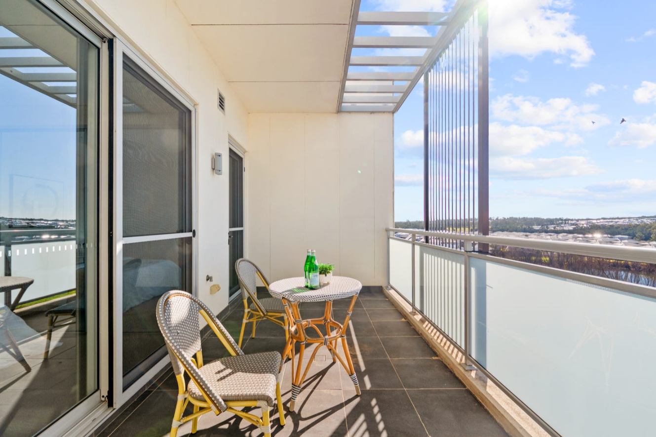 408/33 Simon Street — photo 11 of 12