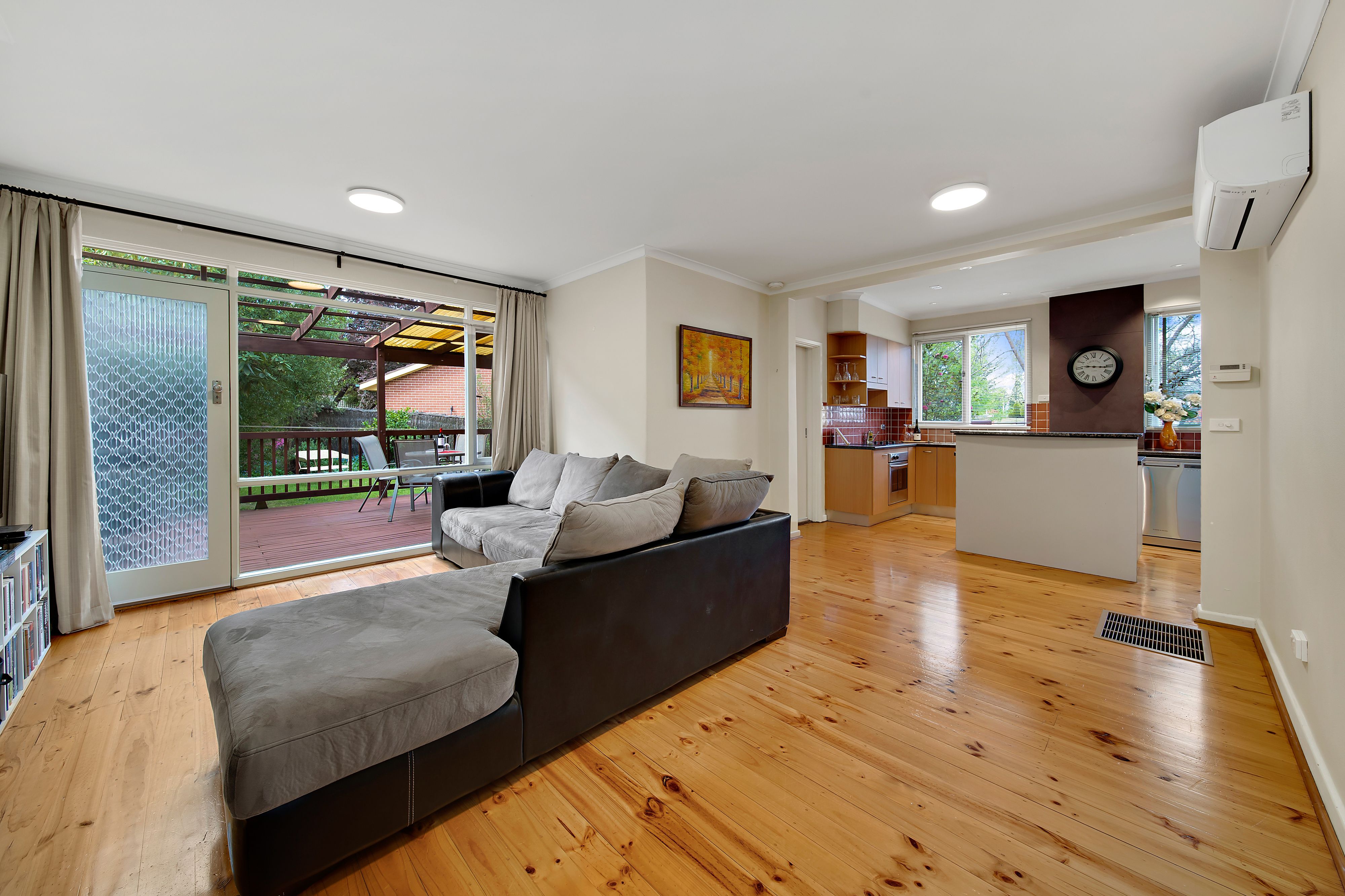27 White Crescent, Campbell, ACT 2612