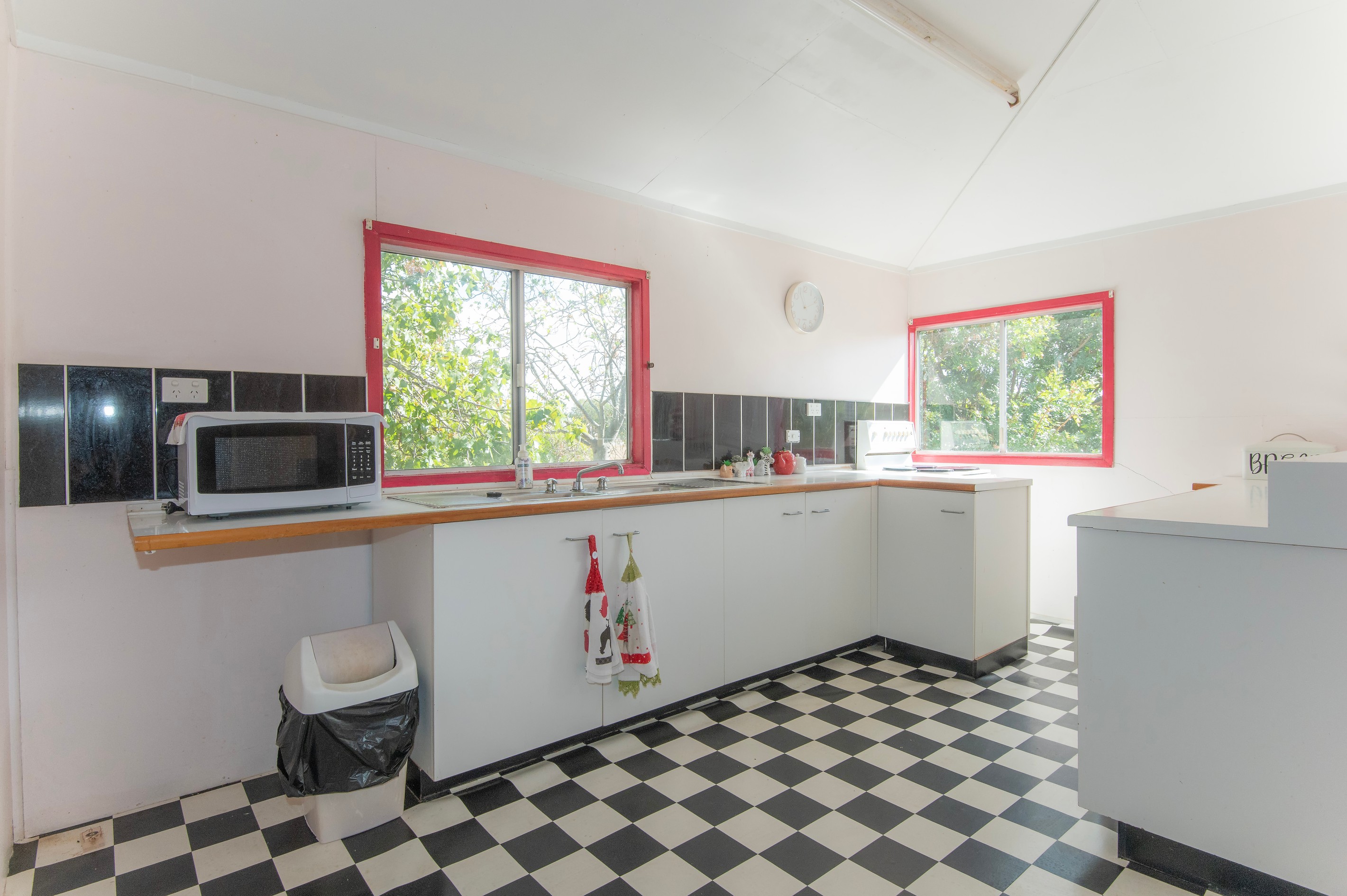 2 East Street, Wowan, QLD 4702