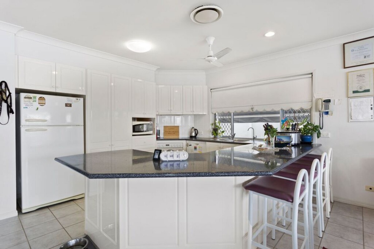 25 Westlake Court, Helensvale, QLD 4212