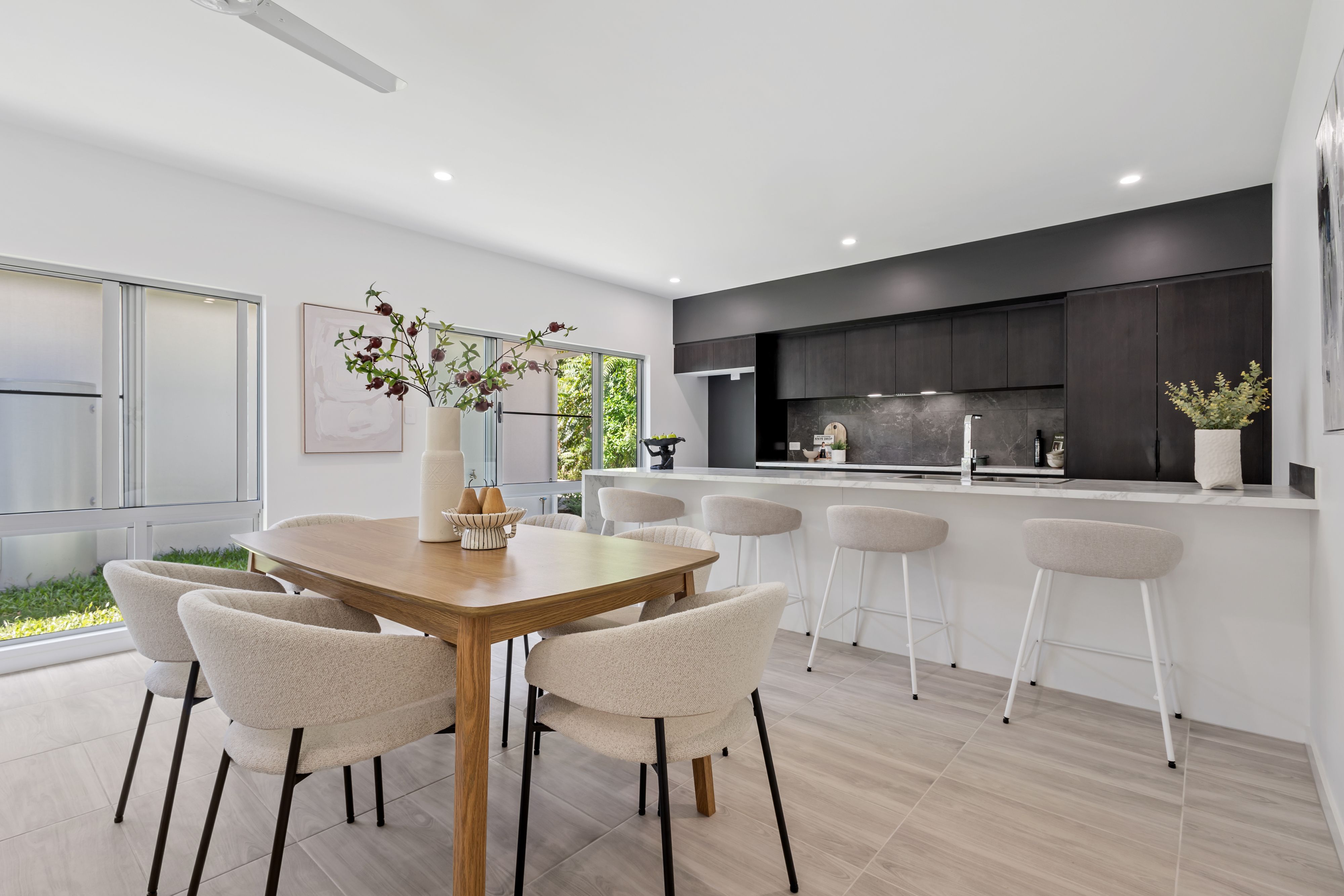 3/2 St Crispins Avenue — photo 6 of 18