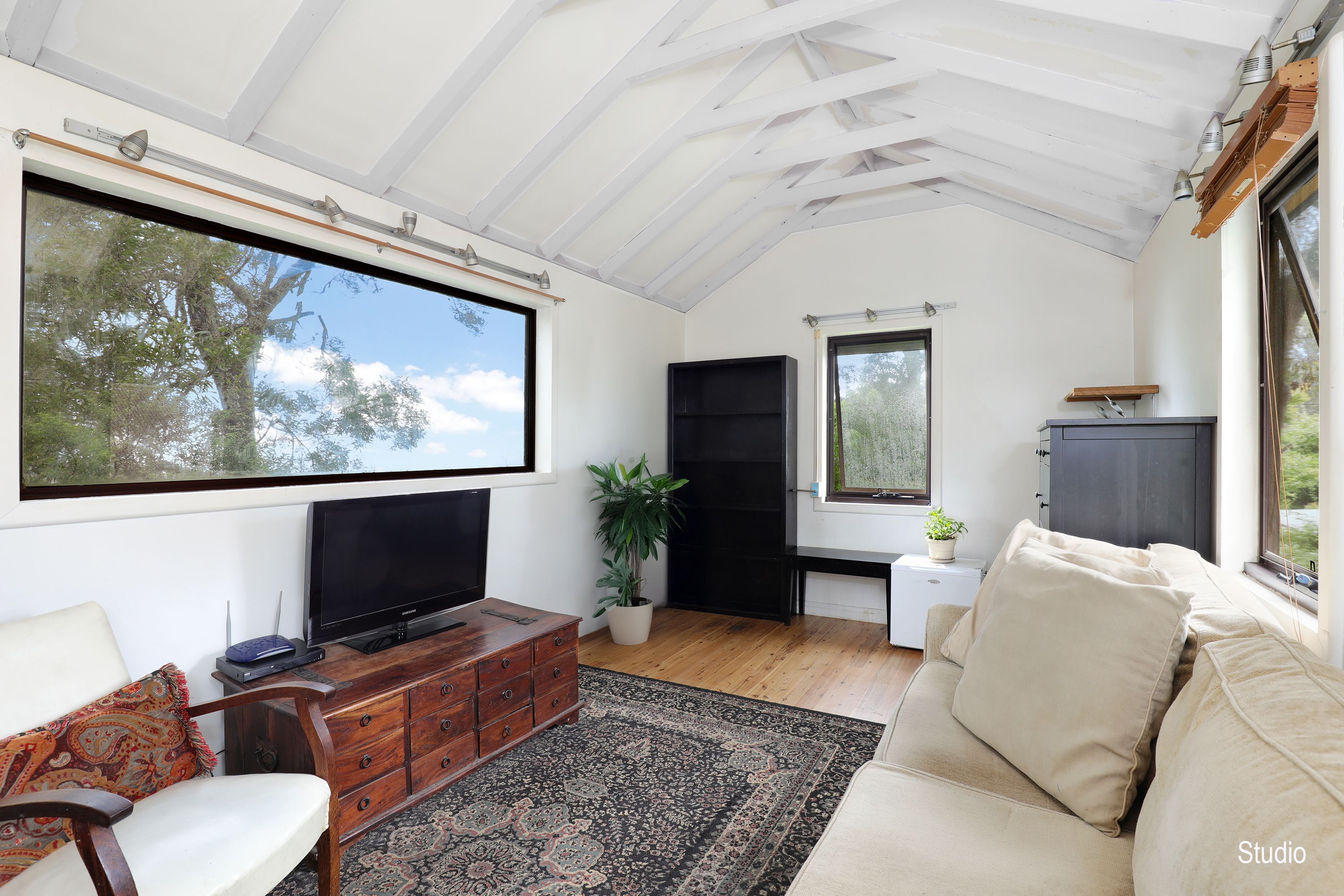 42 Shipley Road — photo 9 of 18