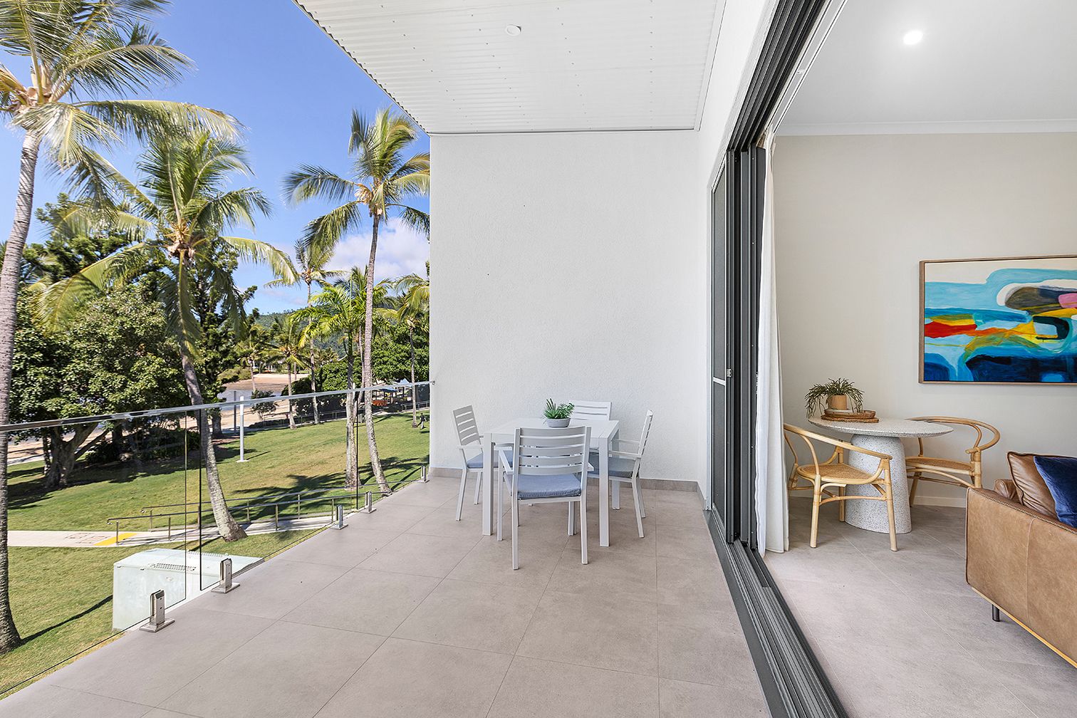 4/287 Shute Harbour Road, Pavilion Arcade — photo 8 of 27