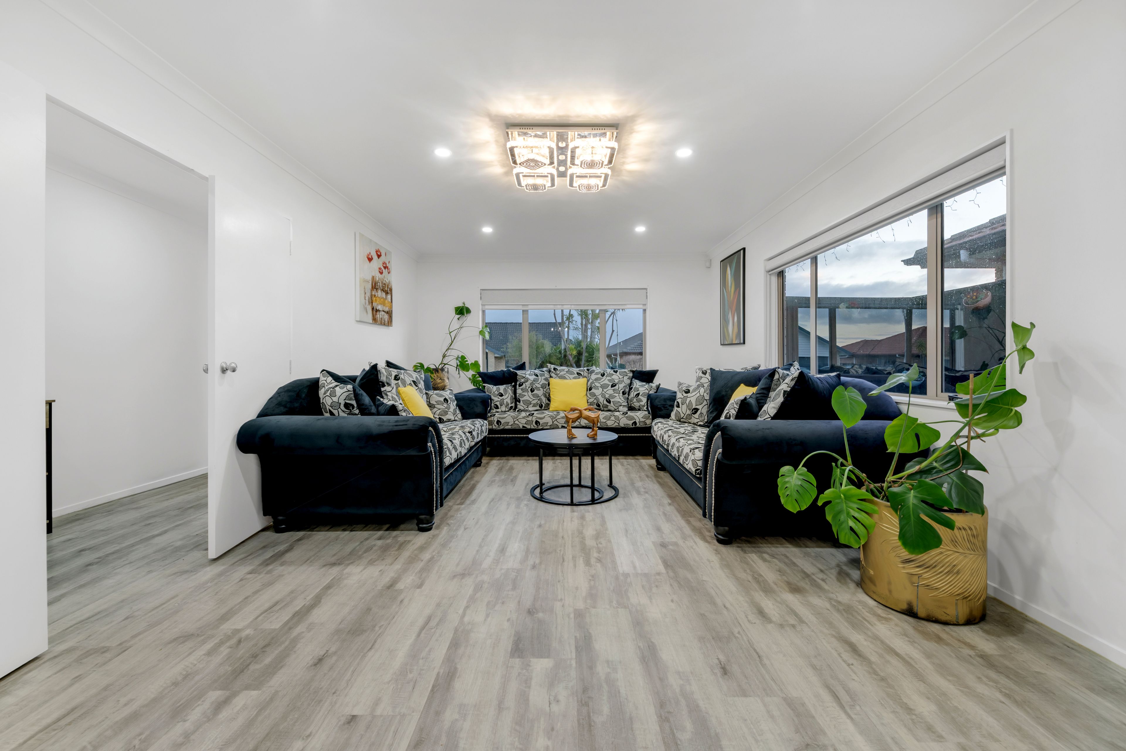 10 Fernloche Place, Flat Bush, Manukau City