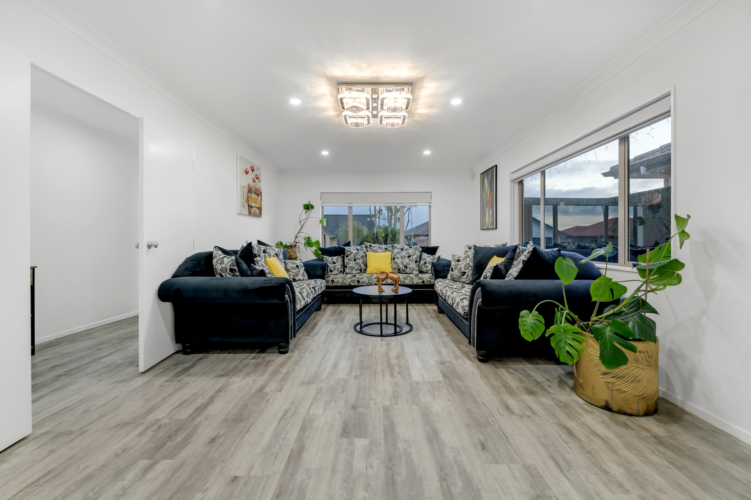 10 Fernloche Place, Flat Bush, Manukau City