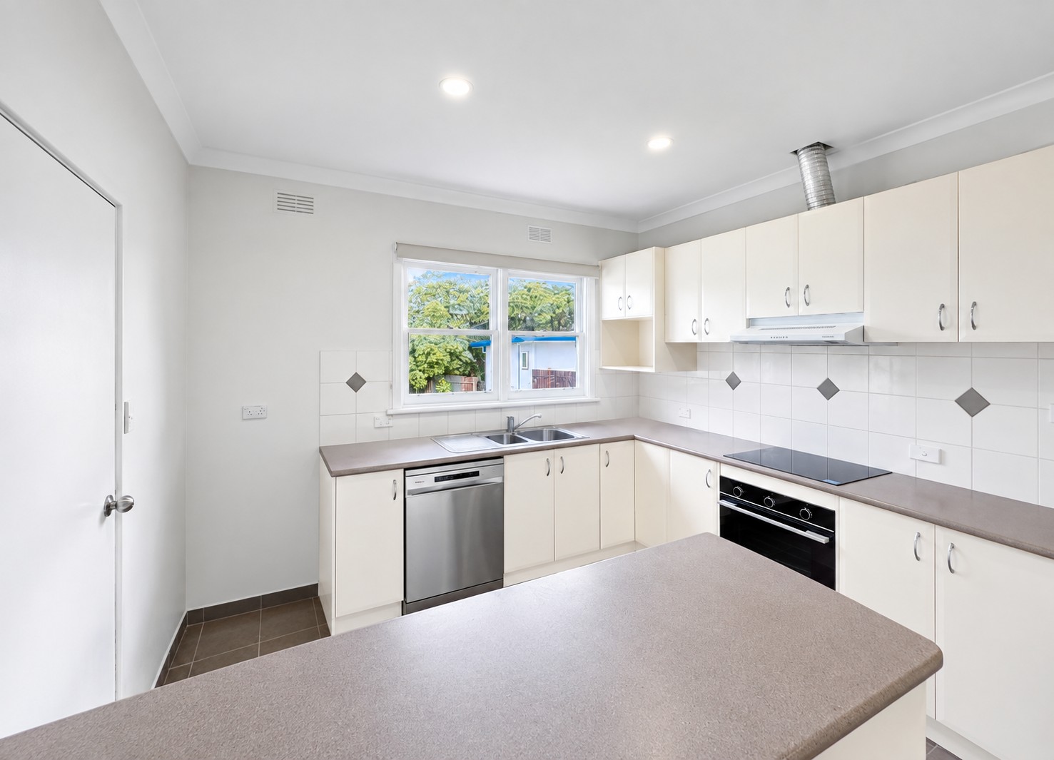 51 Wollaston Road, Warrnambool, VIC 3280