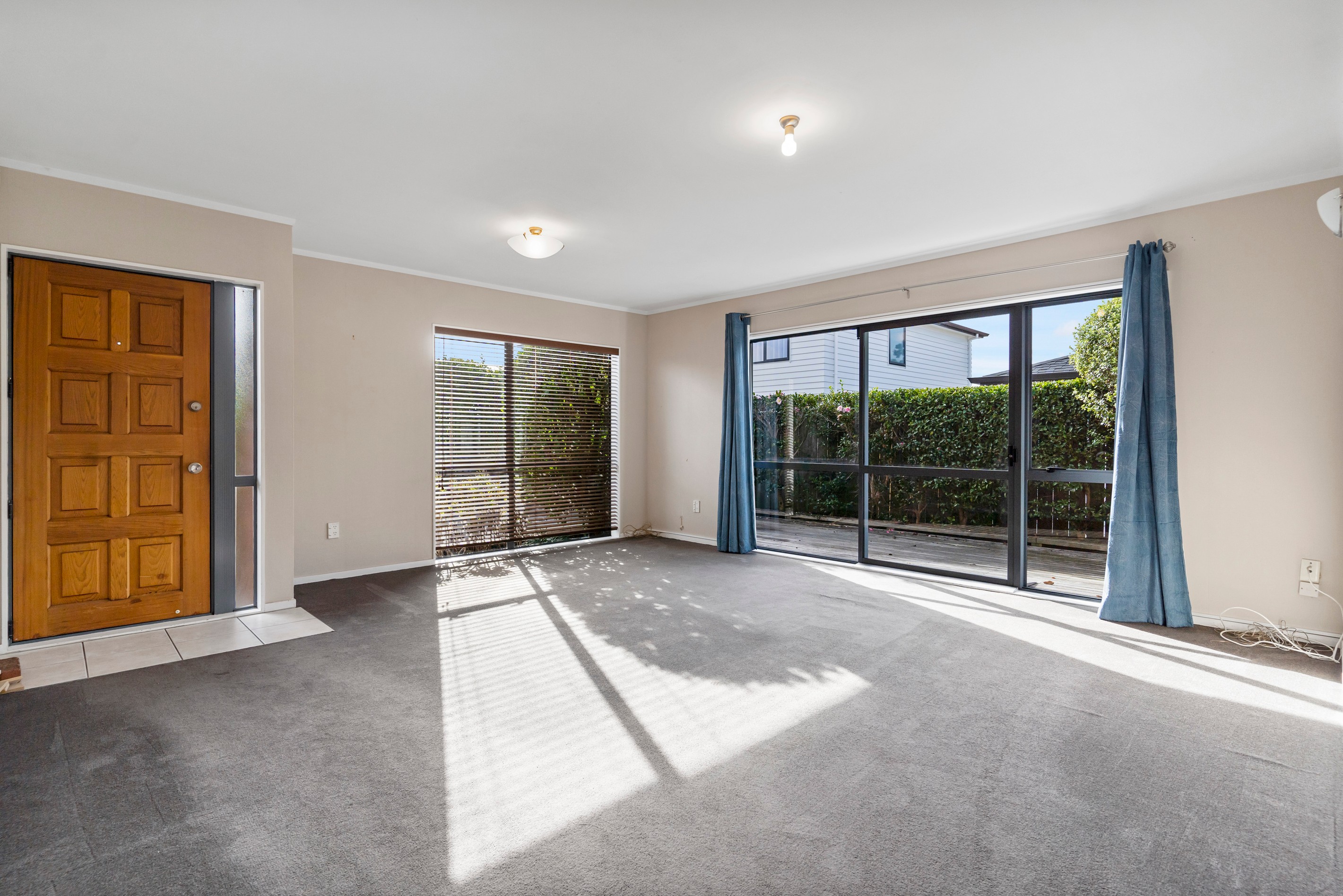 2/19 Ravensdale Rise, Northpark, Manukau City