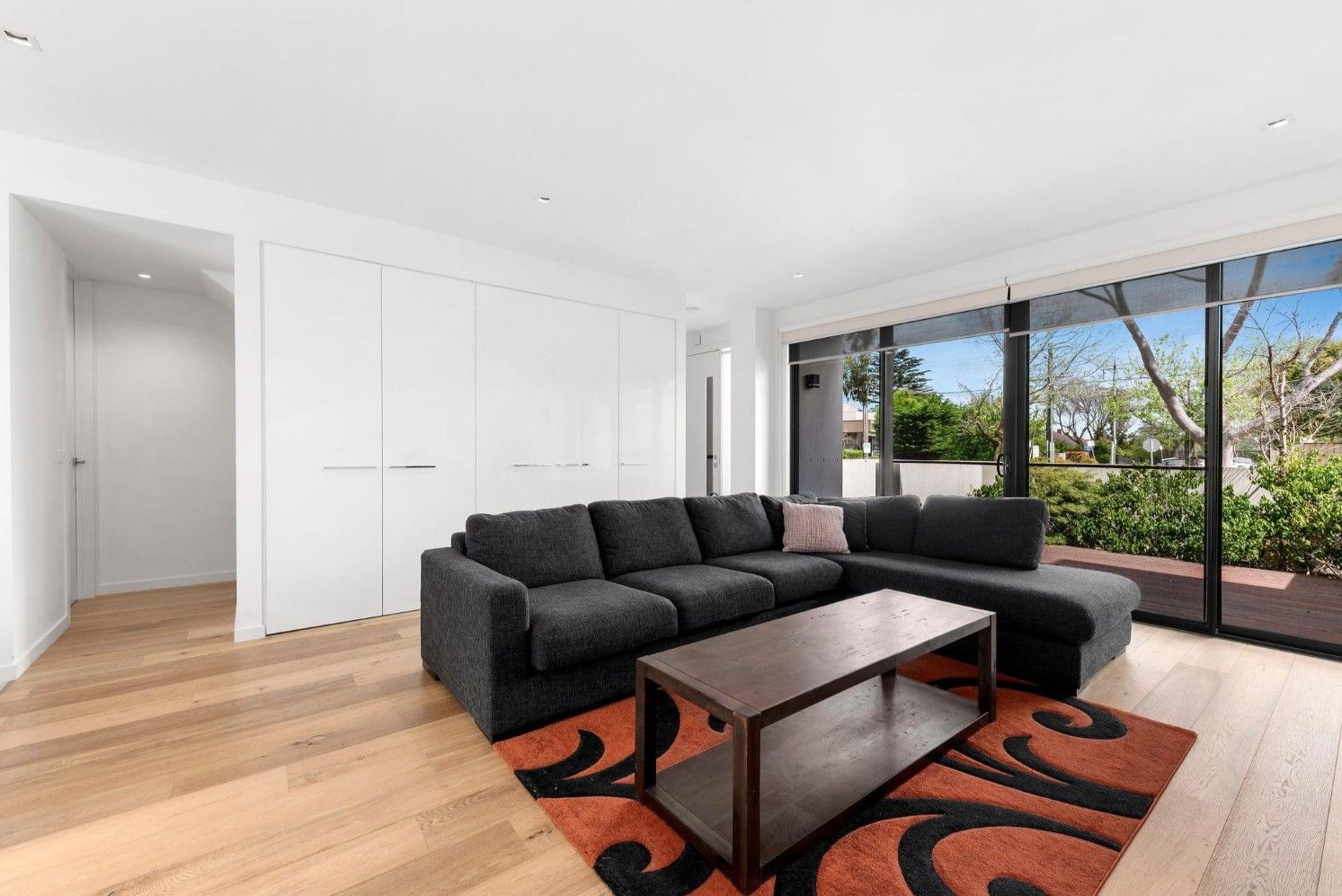 2/415 Warrigal Road, Burwood, VIC 3125