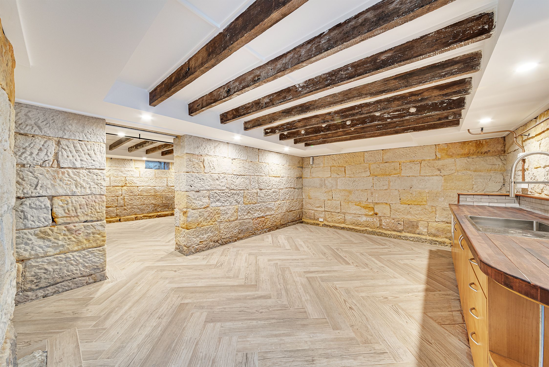 402 Bourke Street — photo 13 of 18