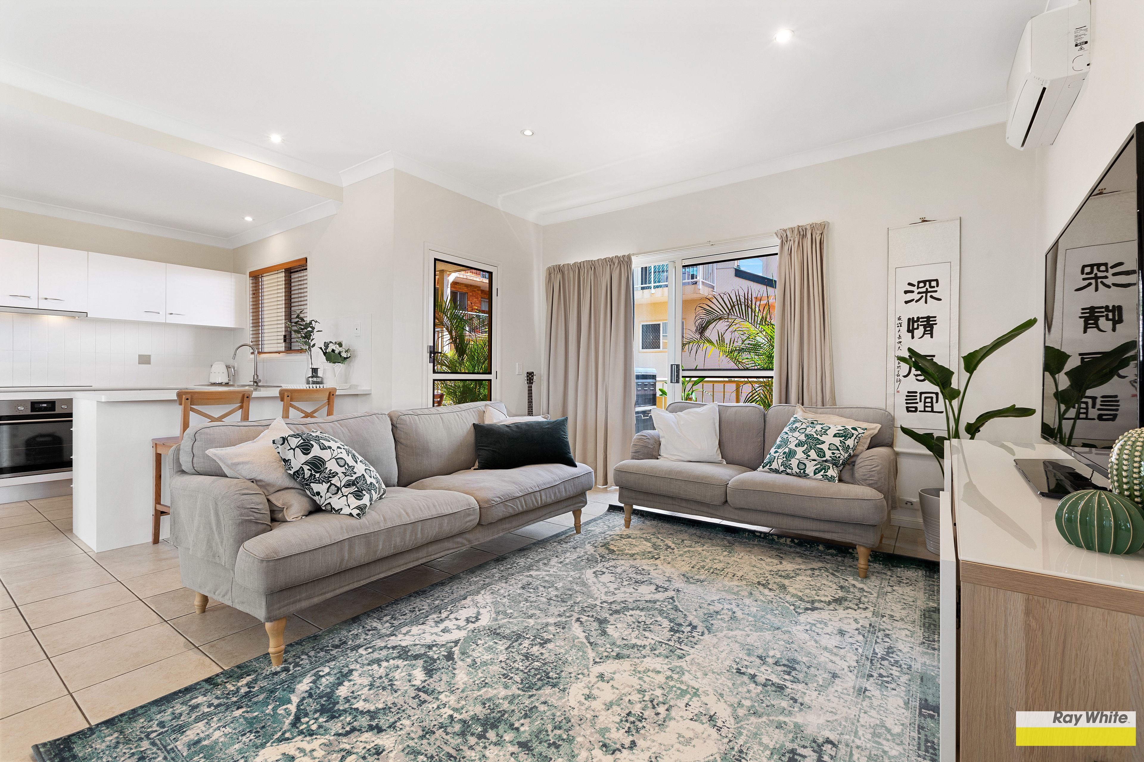 26 Mountain Street, Mount Gravatt QLD 4122