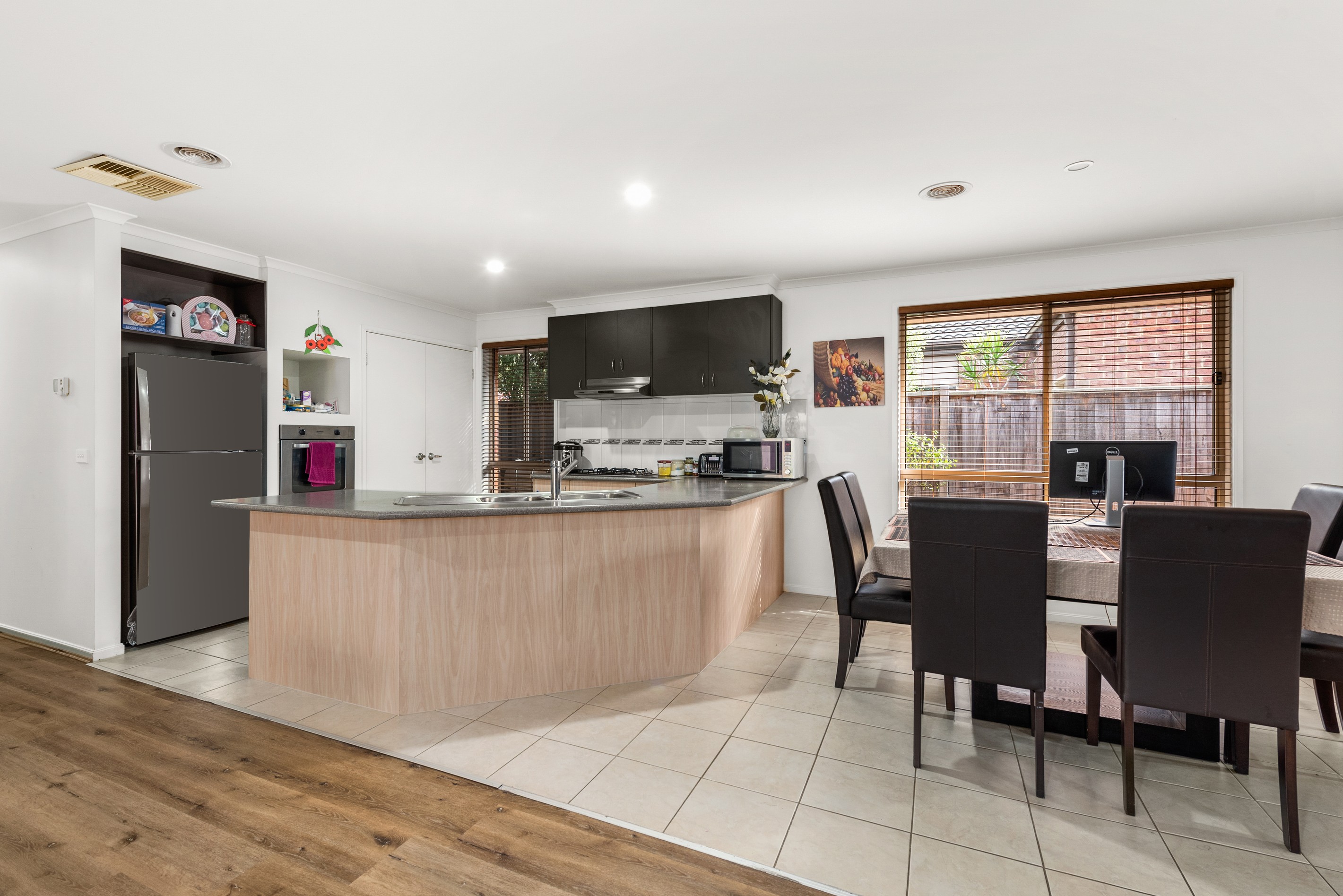 5 Ogle Way, Cranbourne North, VIC 3977