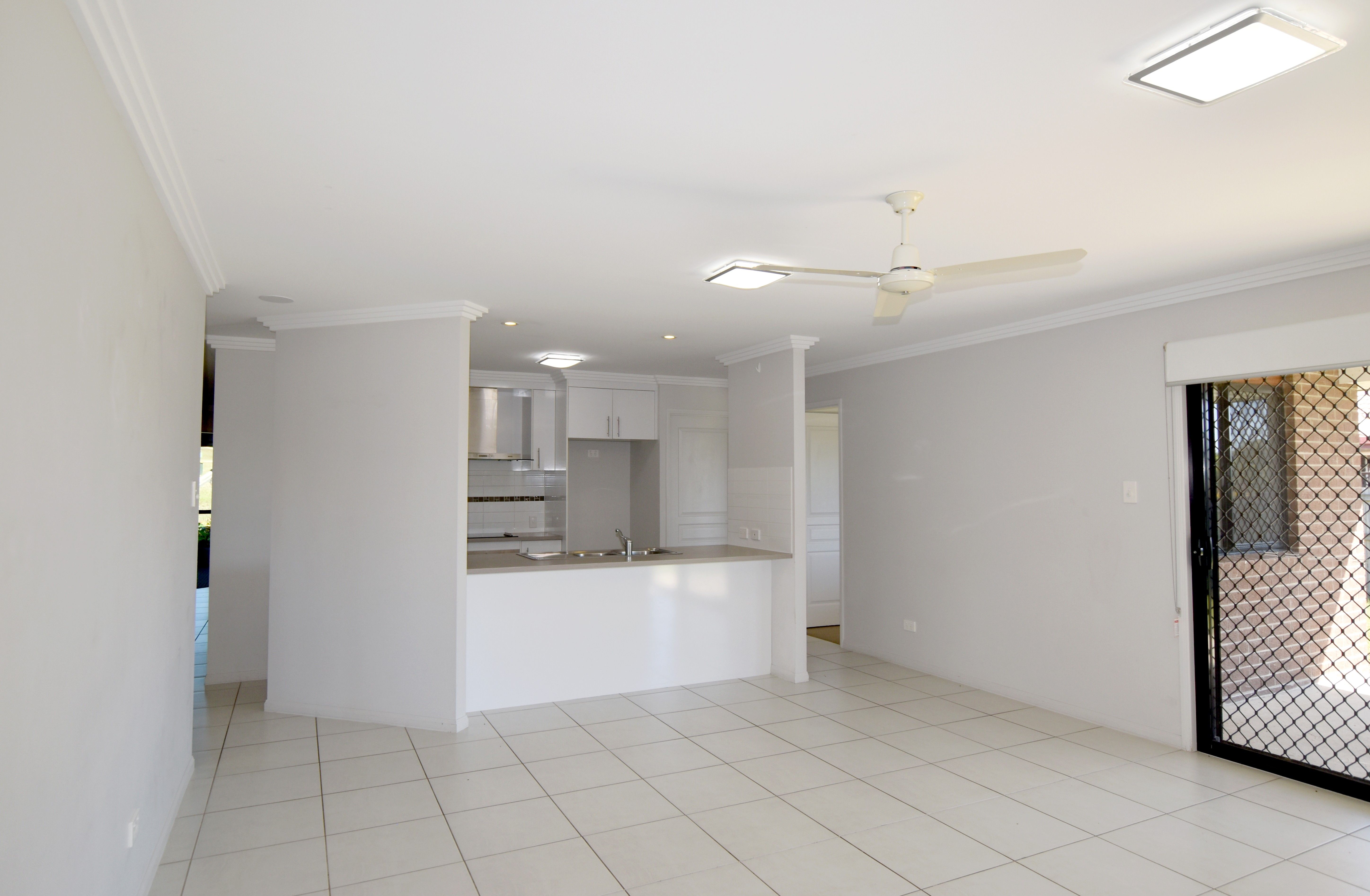 19 Liriope Drive, Kirkwood, QLD 4680