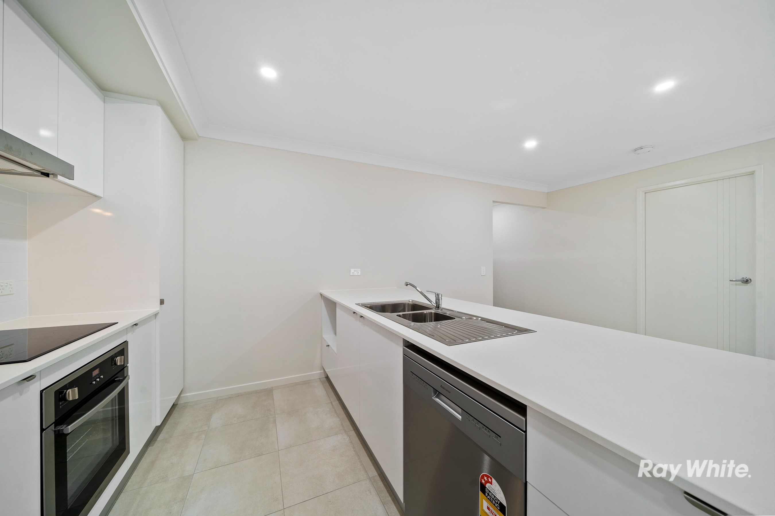 125 Alawoona Street, Redbank Plains, QLD 4301