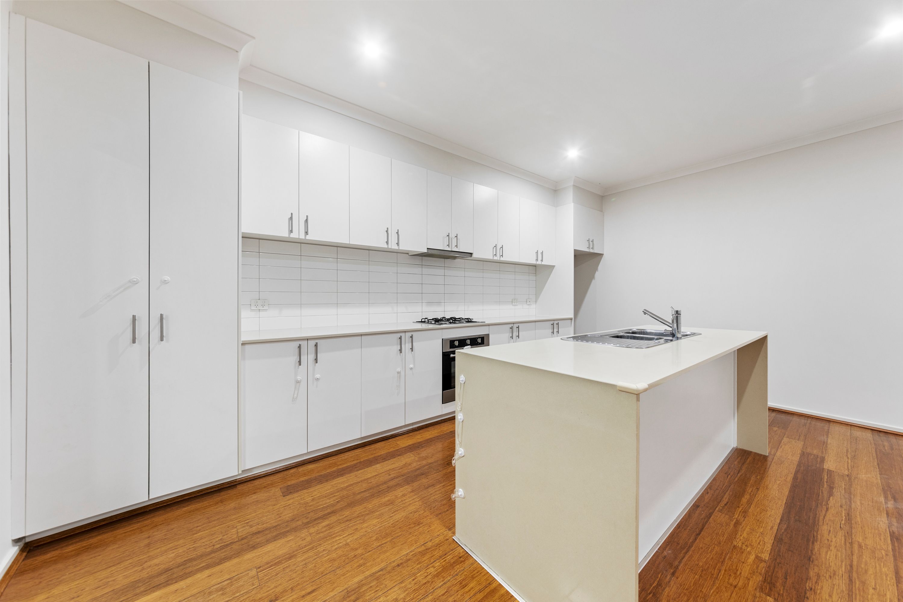 23 Botanic Drive — photo 4 of 28