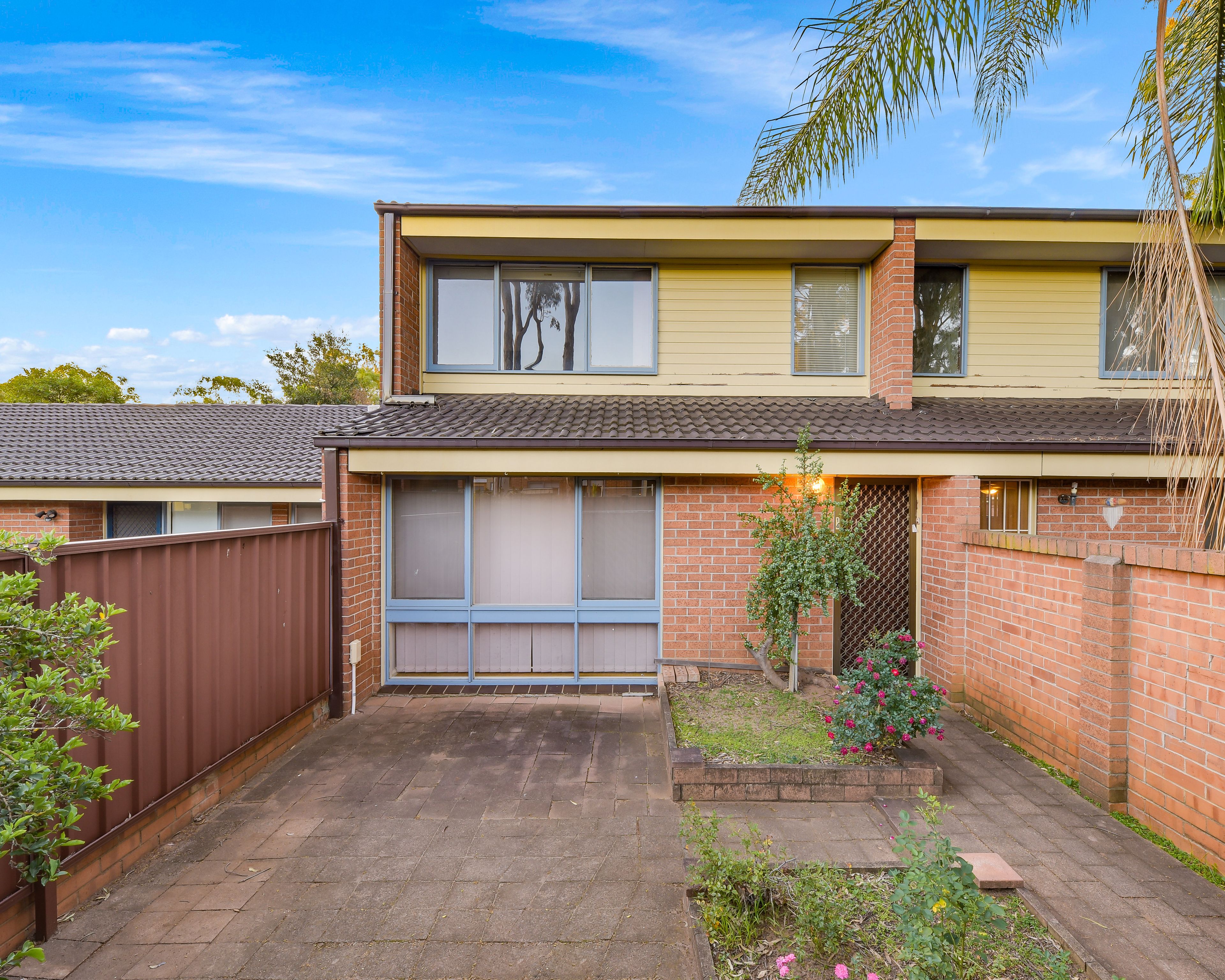15-19 Fourth Avenue, Macquarie Fields NSW 2564