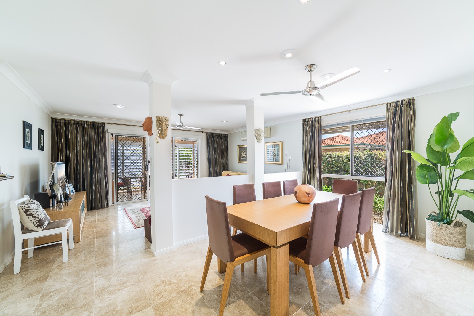 1/16 Catherine Court, Labrador, QLD 4215