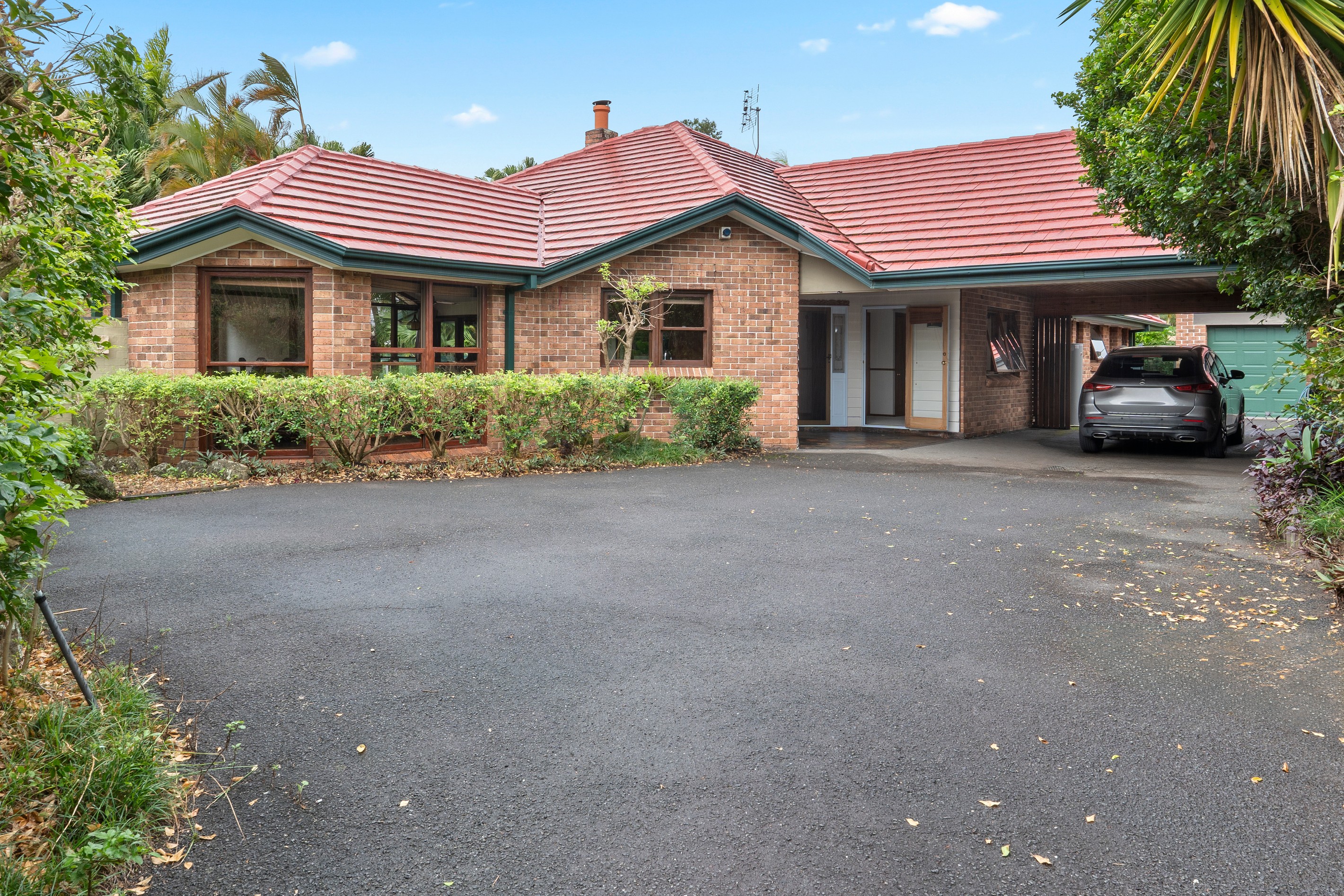 5 Bimini Court, Clear Island Waters, QLD 4226