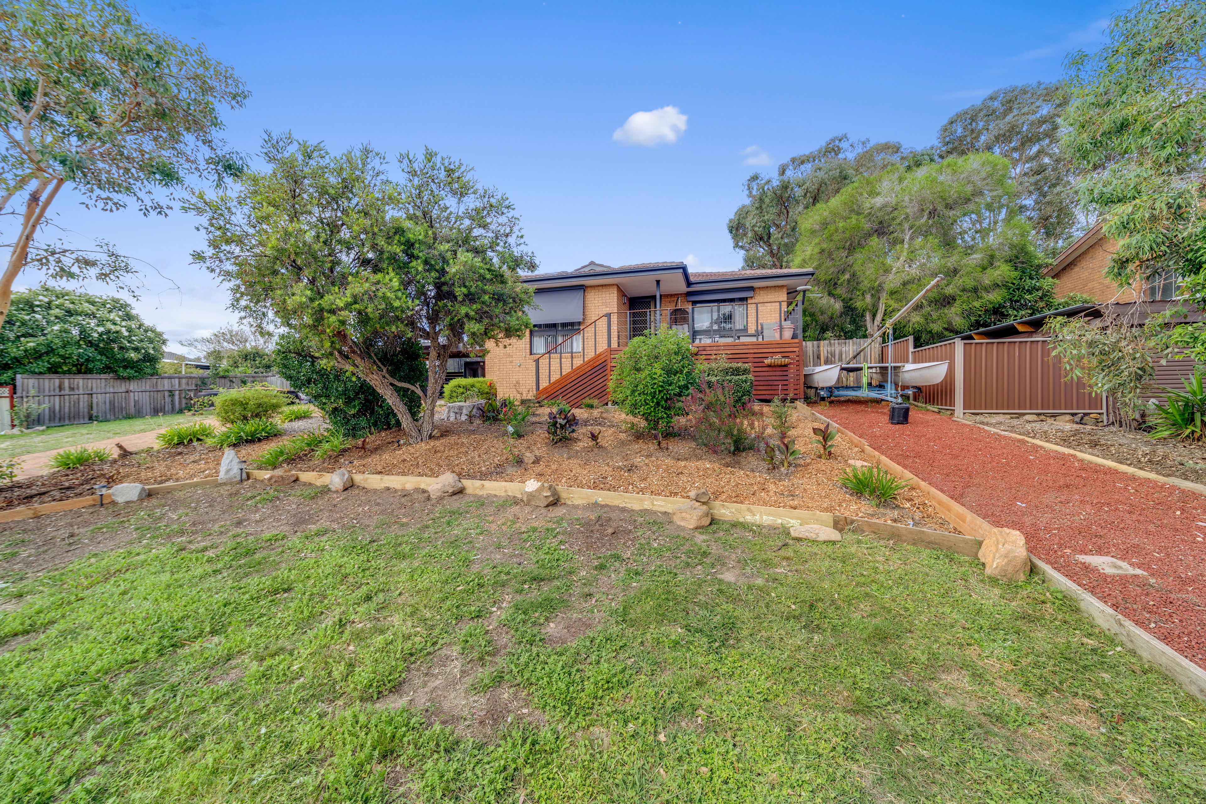 9 Stuckey Place, Charnwood ACT 2615