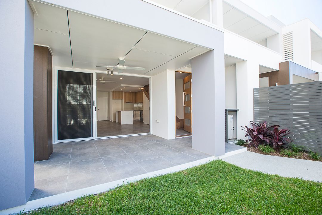 27 Florabella Drive, Robina, QLD 4226