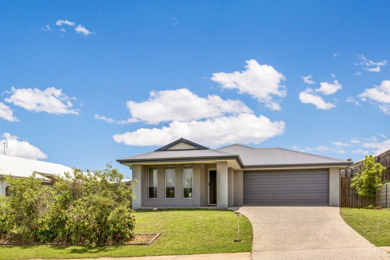 15 Avocet Road, Kirkwood, QLD 4680