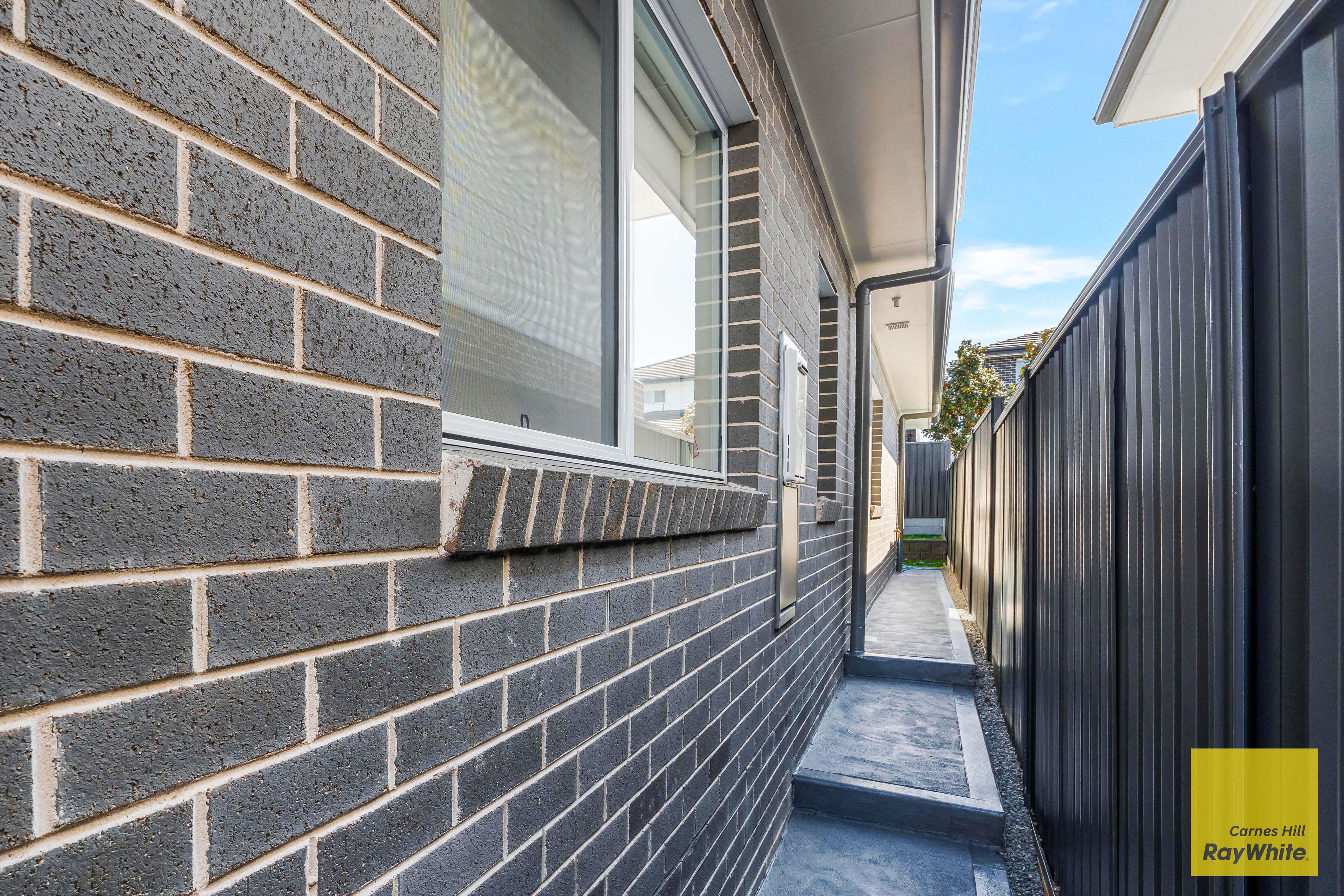 21A Lores Street — photo 10 of 10