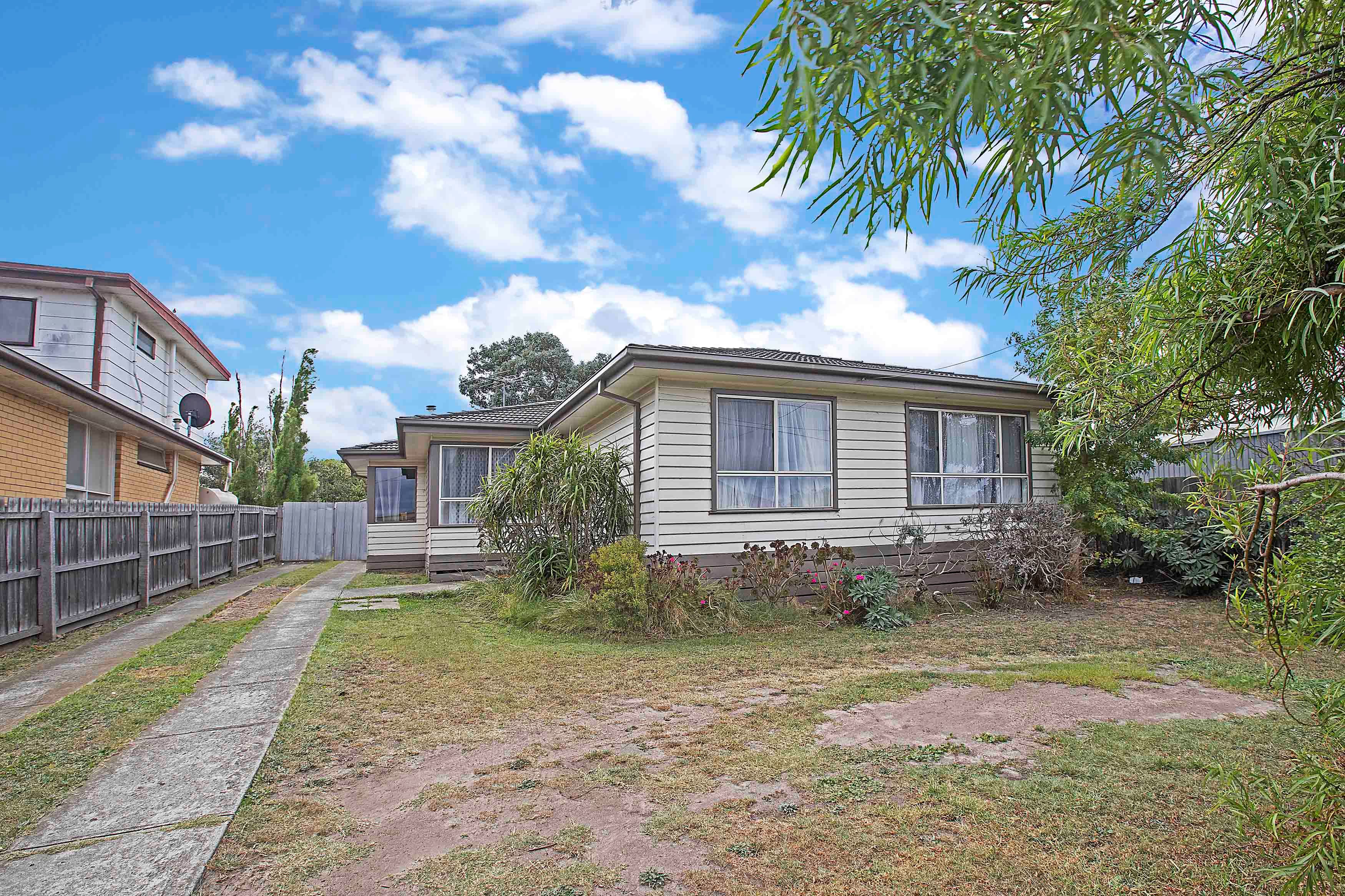 15 Crows Road, Belmont, VIC 3216