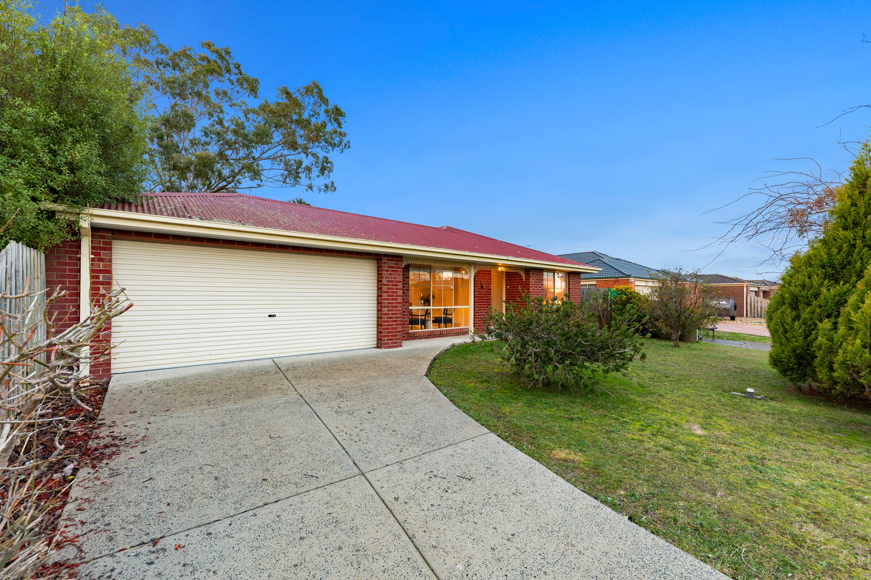 35 Grevillea Place, Pakenham, VIC 3810