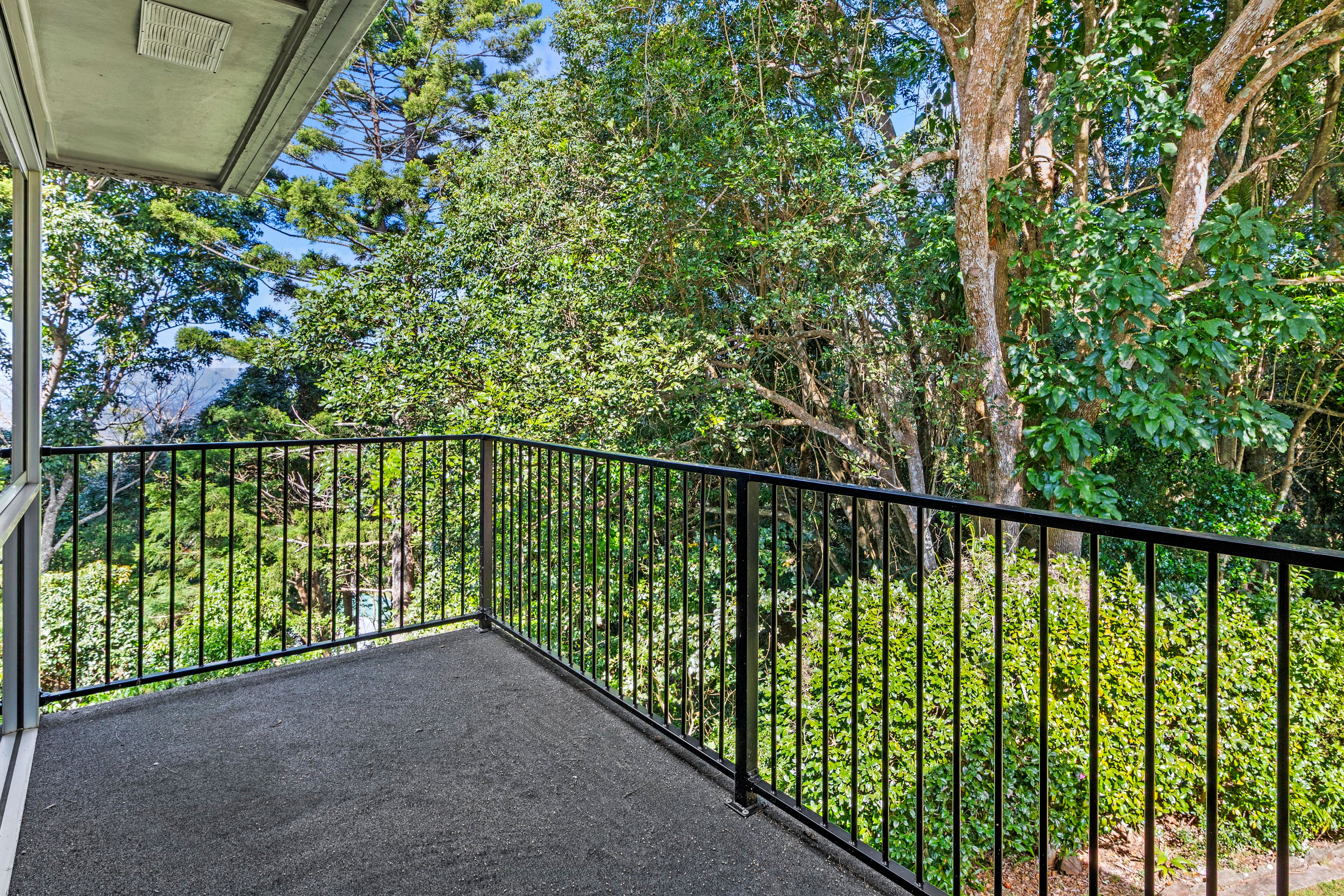 10-14 Palm Grove Avenue — photo 27 of 29