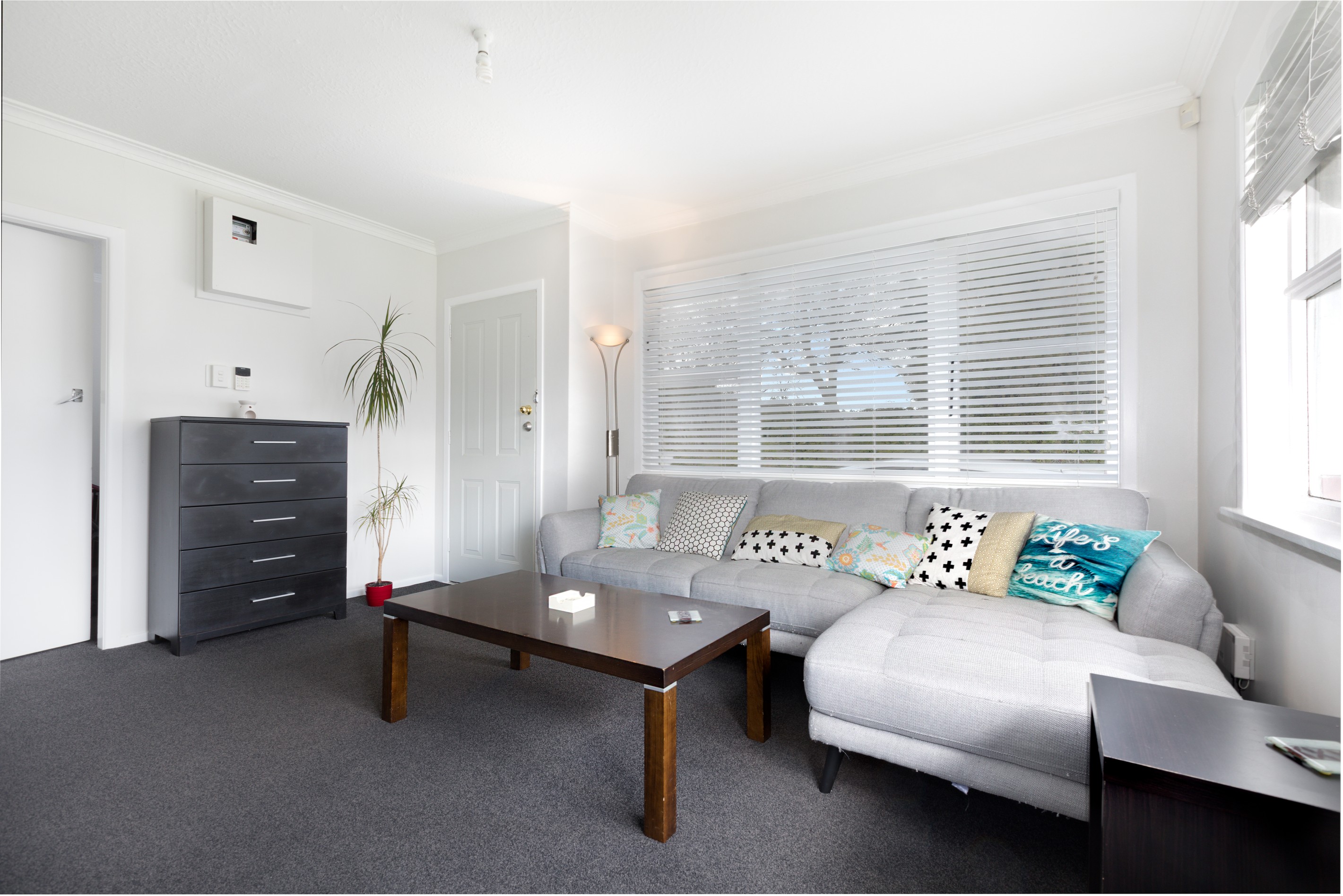 1/6 Granville Street, Silverstream, Upper Hutt City