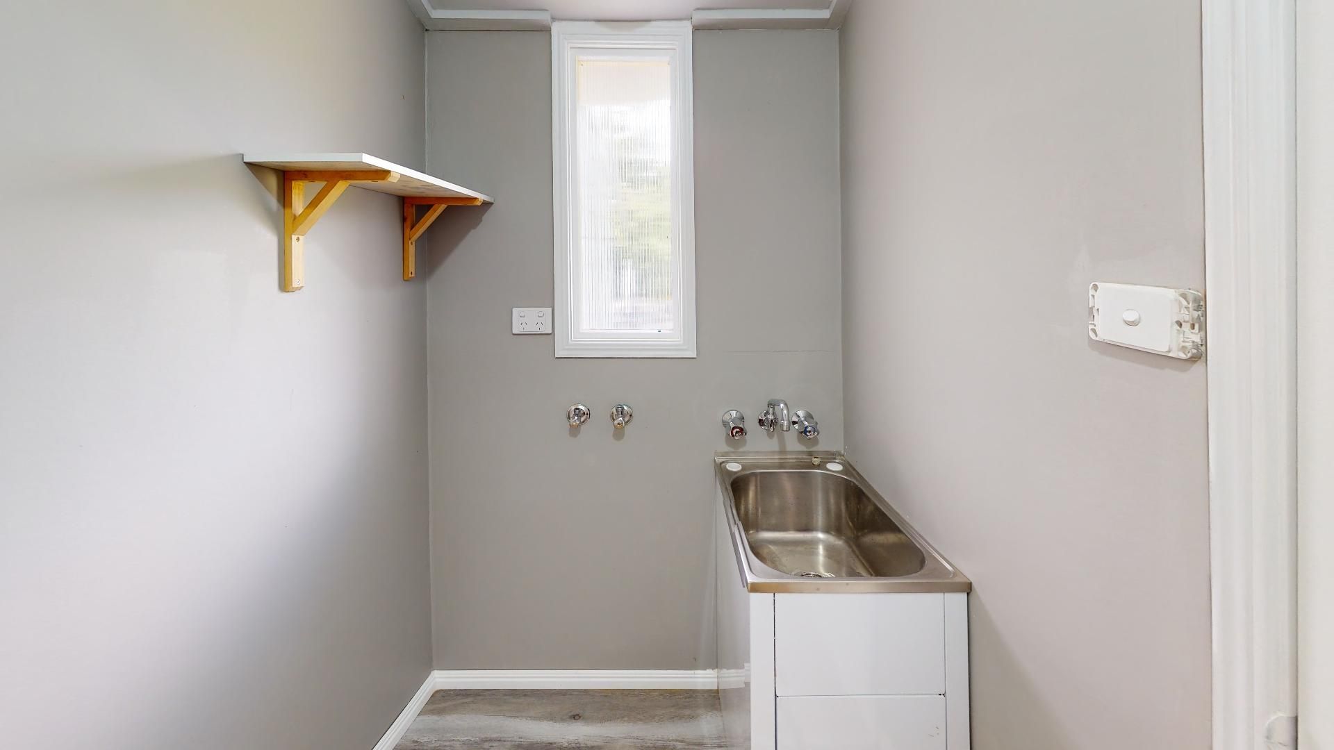 24 William Street — photo 8 of 11