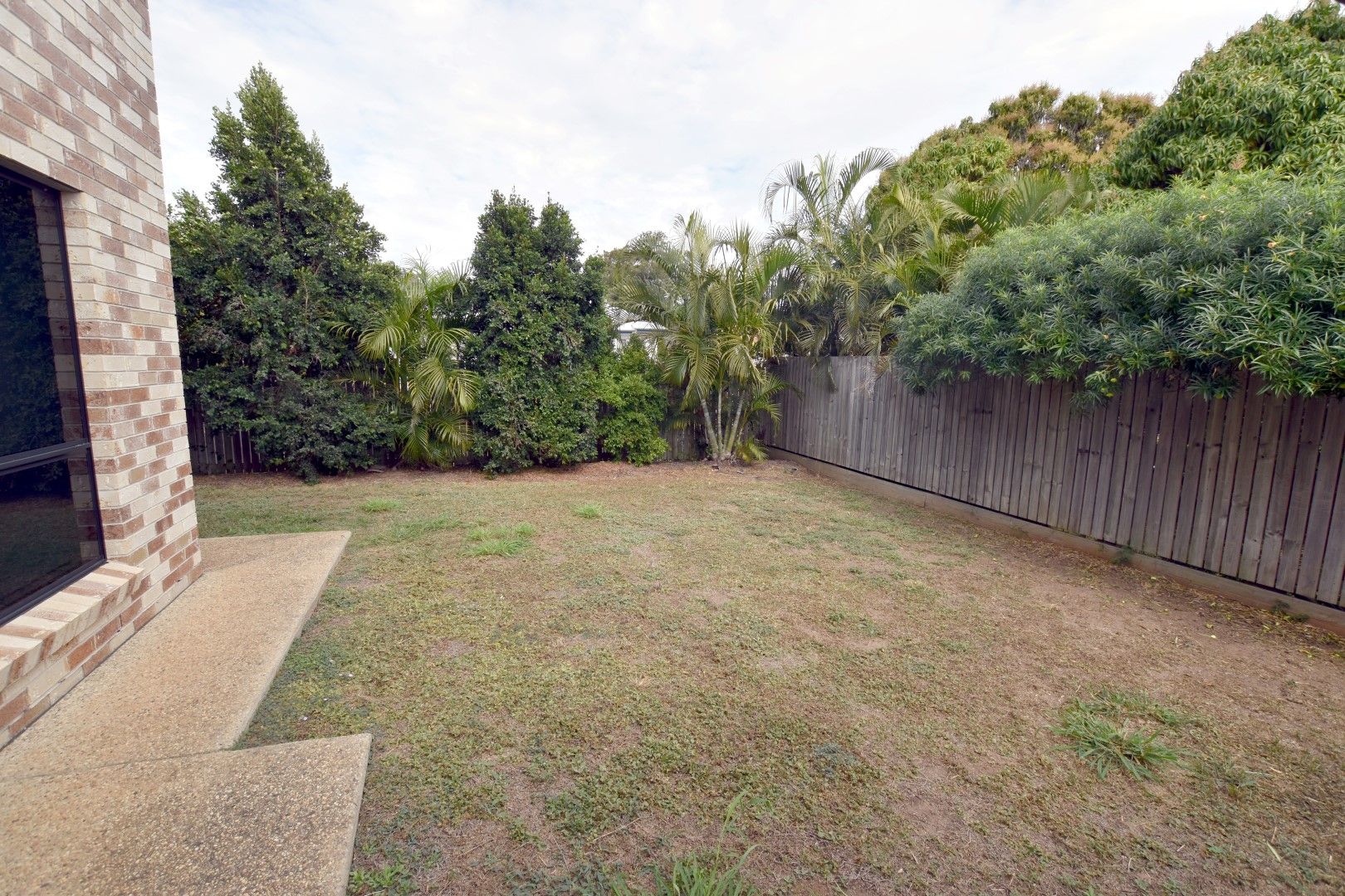 2/5 Worthington Street — photo 13 of 30