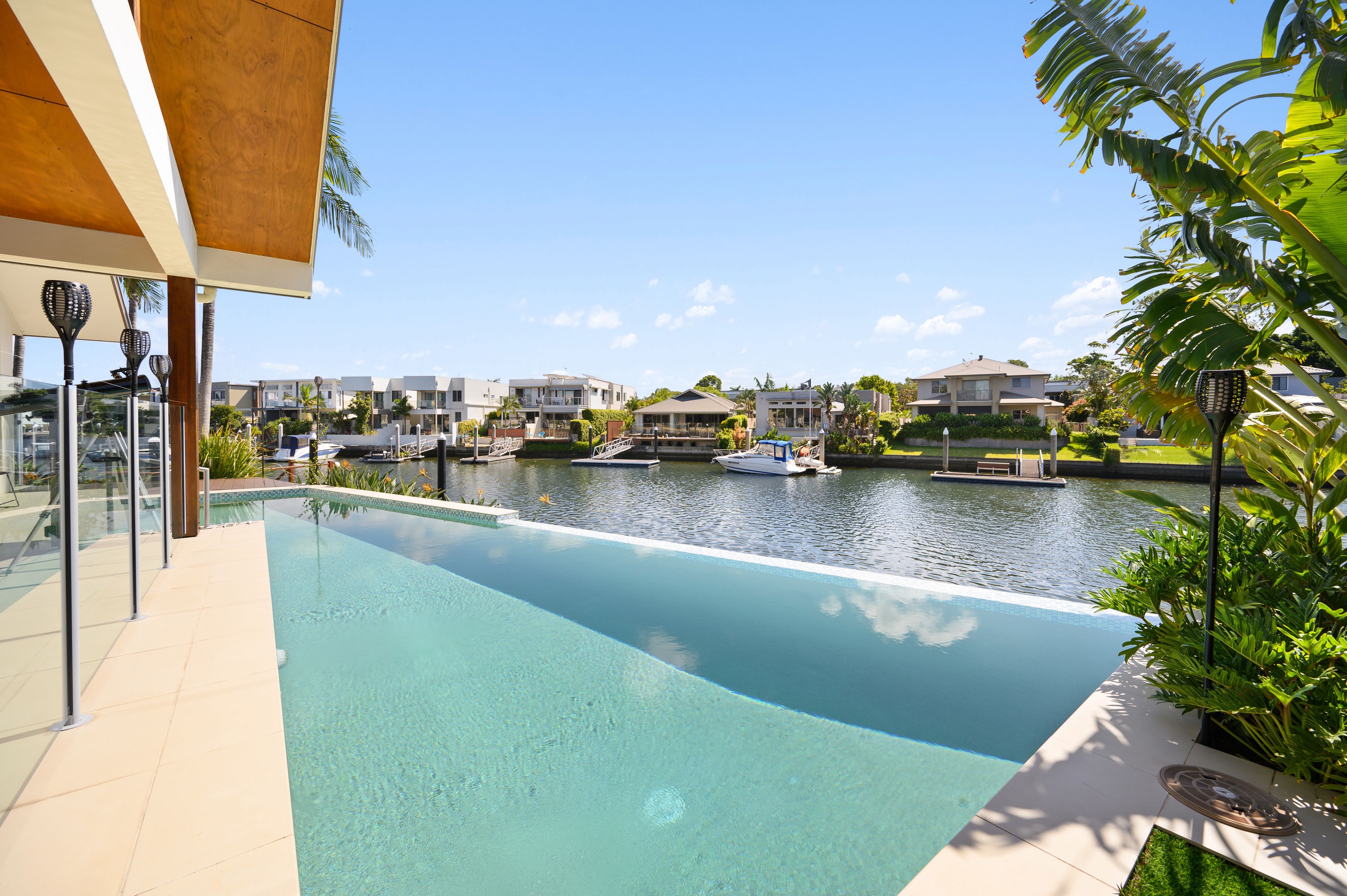 22 Middle Quay Drive, Biggera Waters, QLD 4216
