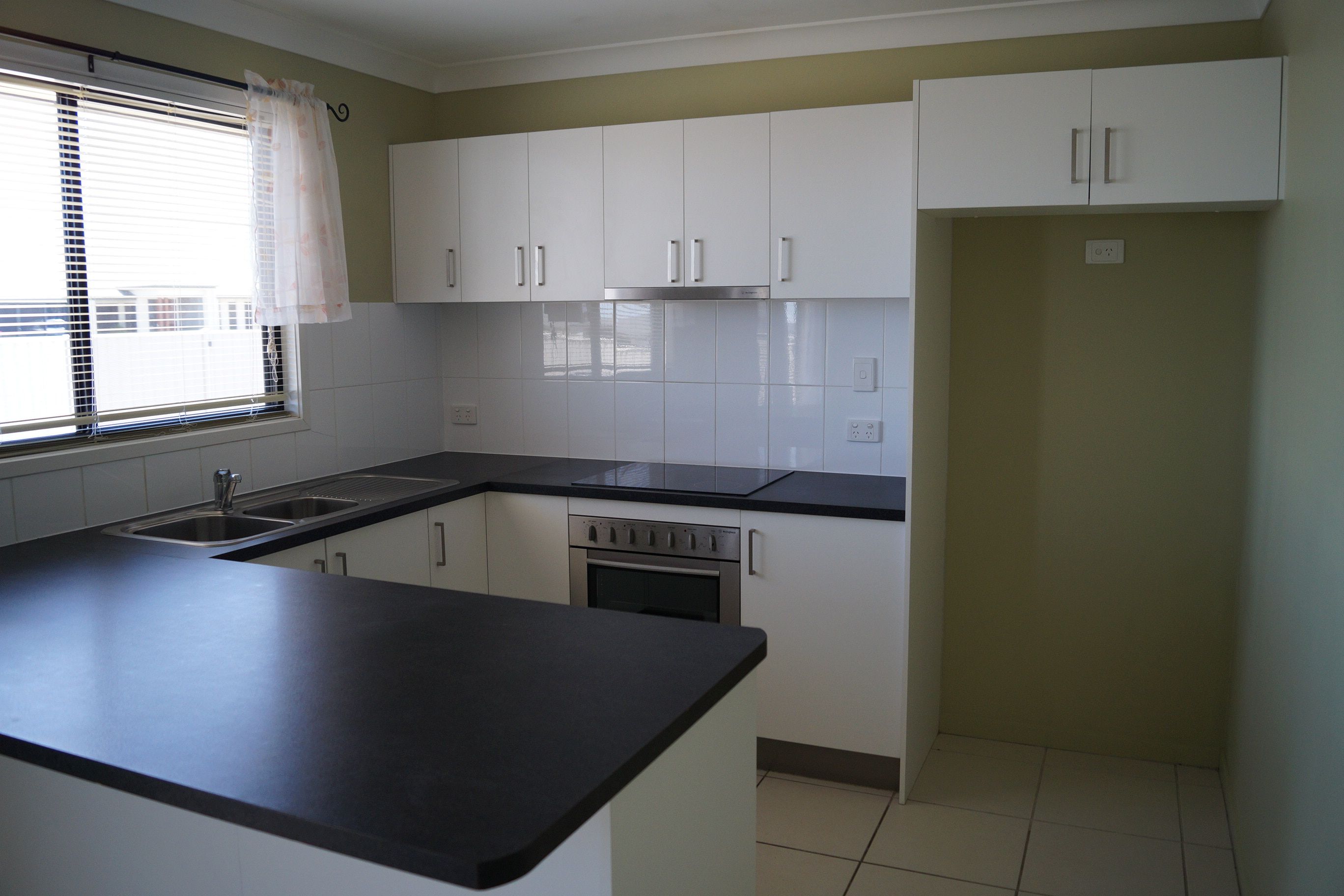 38 Mayfair Drive, Emerald, QLD 4720