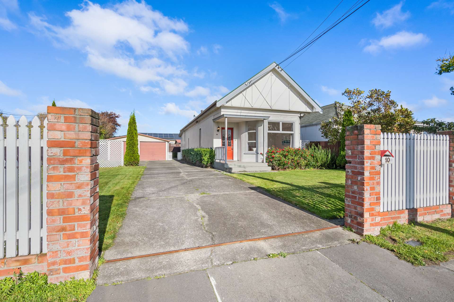 10 Wildberry Street photo 0