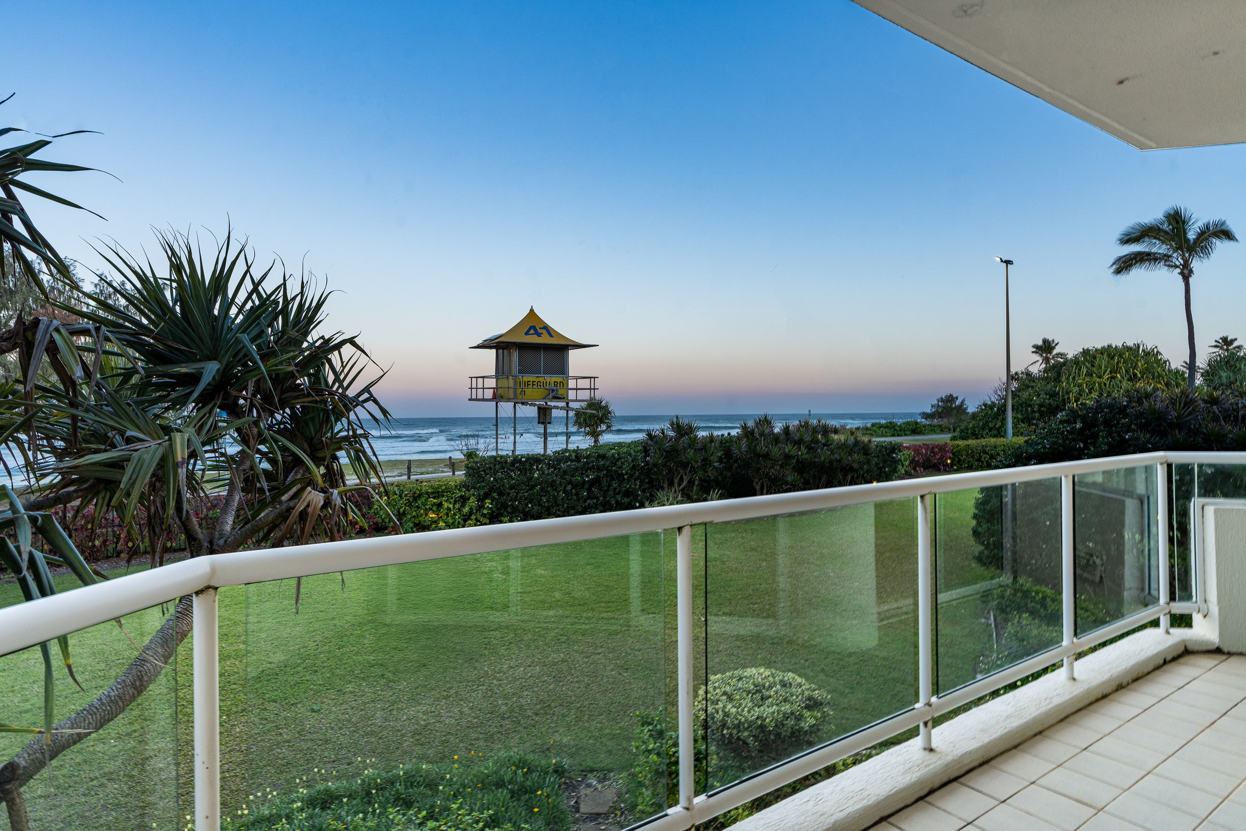 31/135 Seaworld Drive, Main Beach, QLD 4217