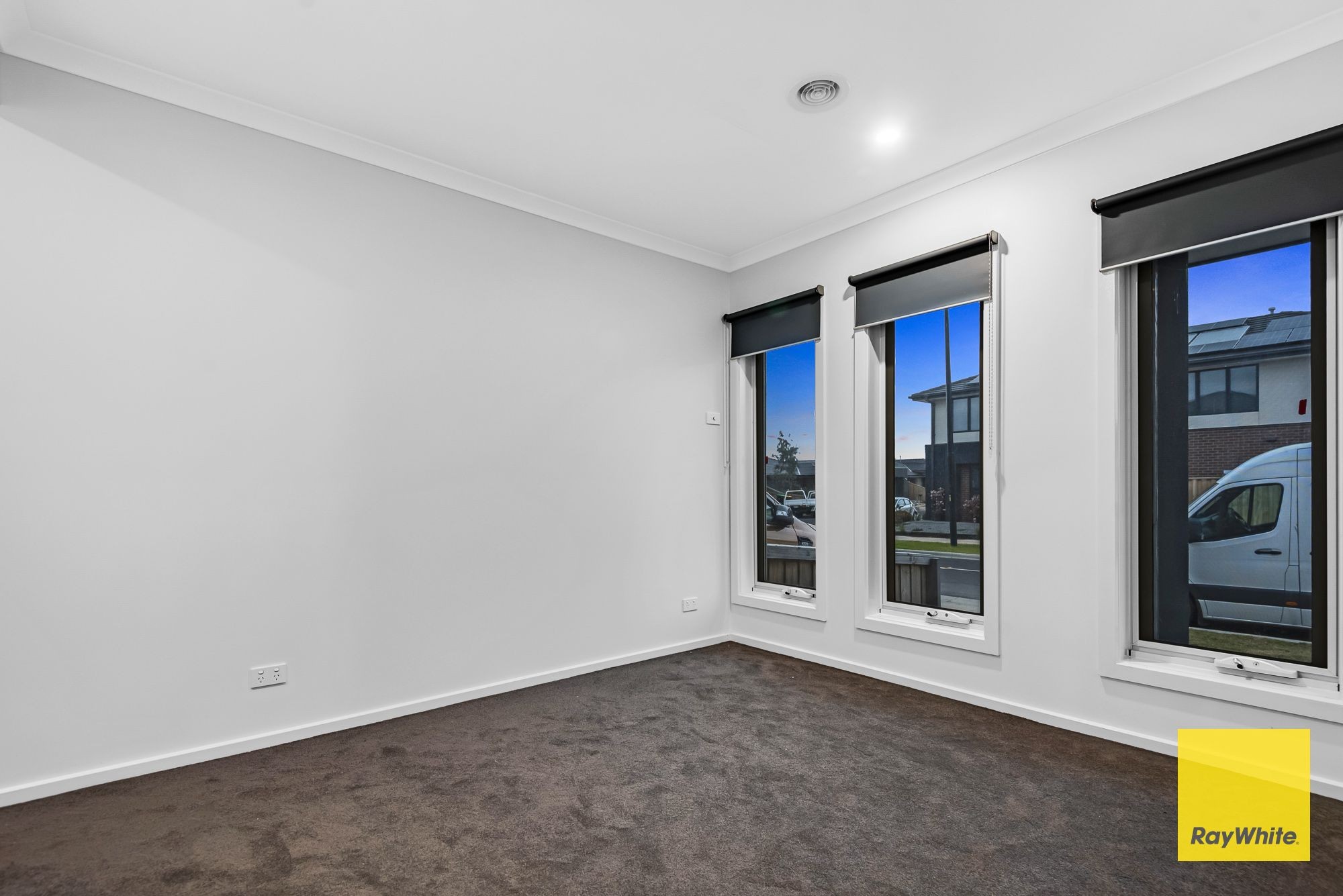 31 Alderley Crescent, DEANSIDE, VIC 3336