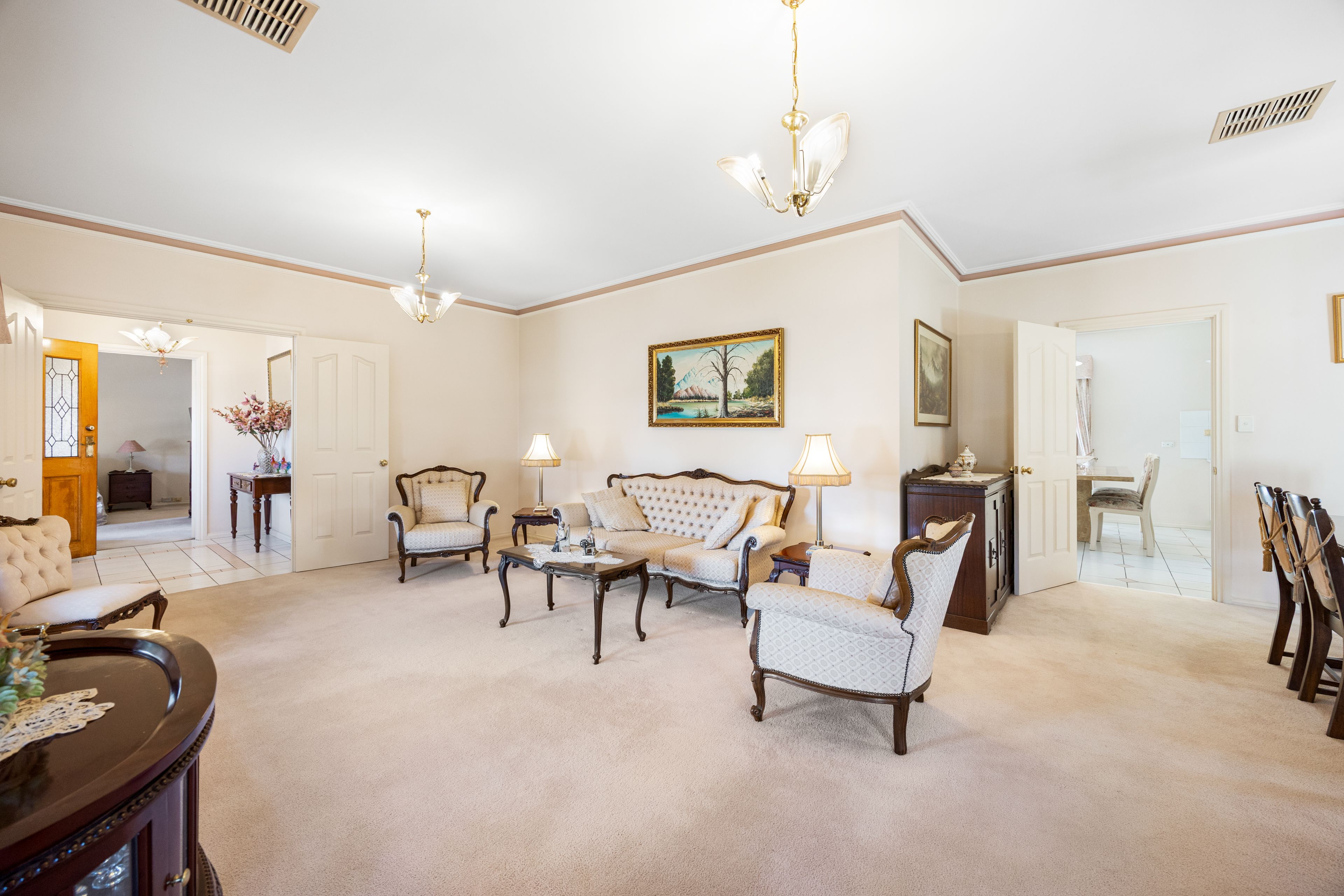 12 Tonellato Place — photo 5 of 18
