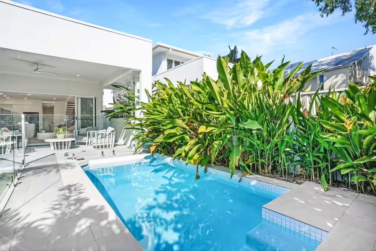 1/17 Amphora Street, Palm Cove, QLD 4879