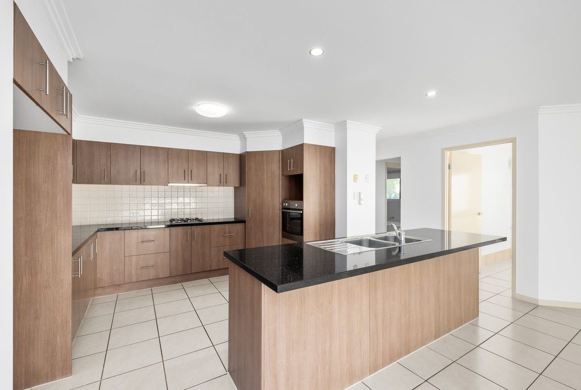 17 Slipstream Road — photo 3 of 12