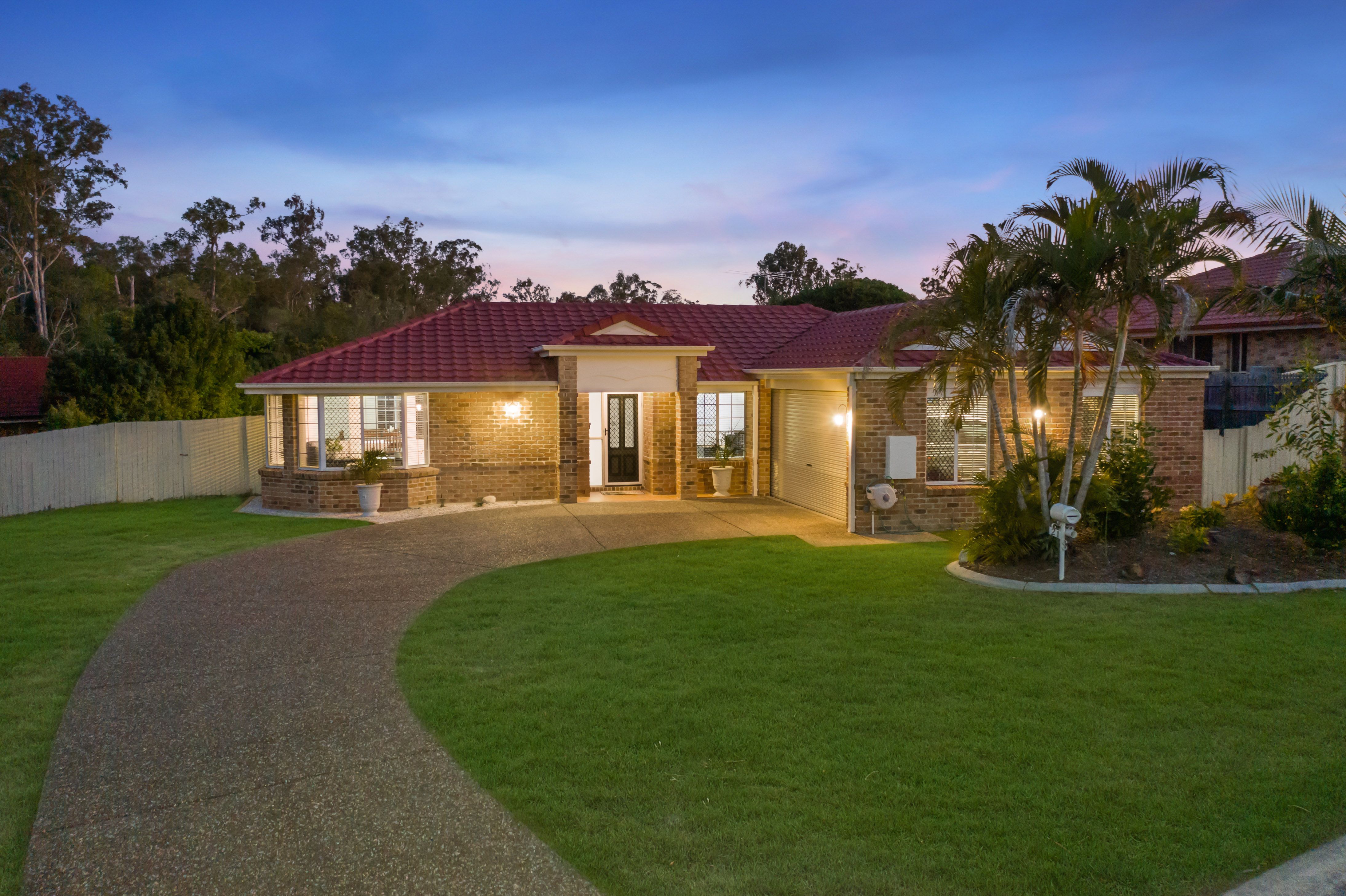 21 Eucalypt Place, Heritage Park QLD 4118