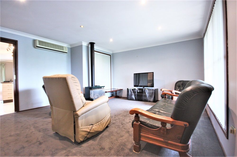 10 Thomas Way, Currans Hill, NSW 2567