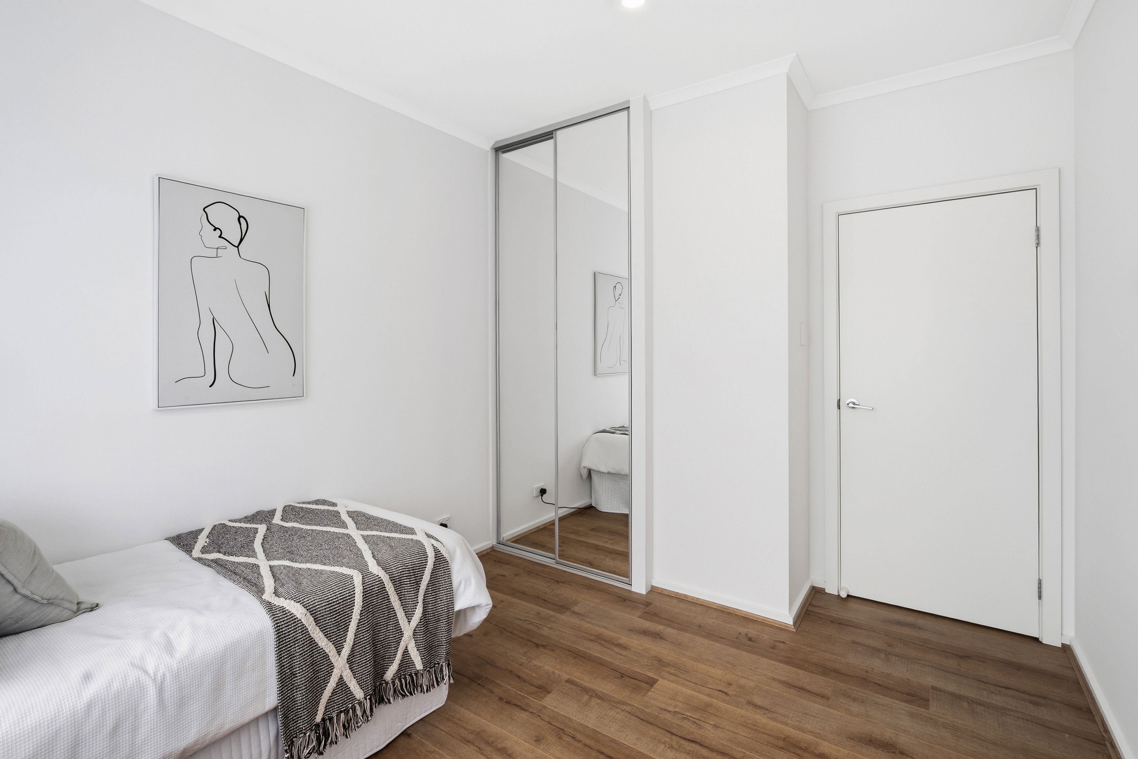 46 Alison Avenue — photo 7 of 11