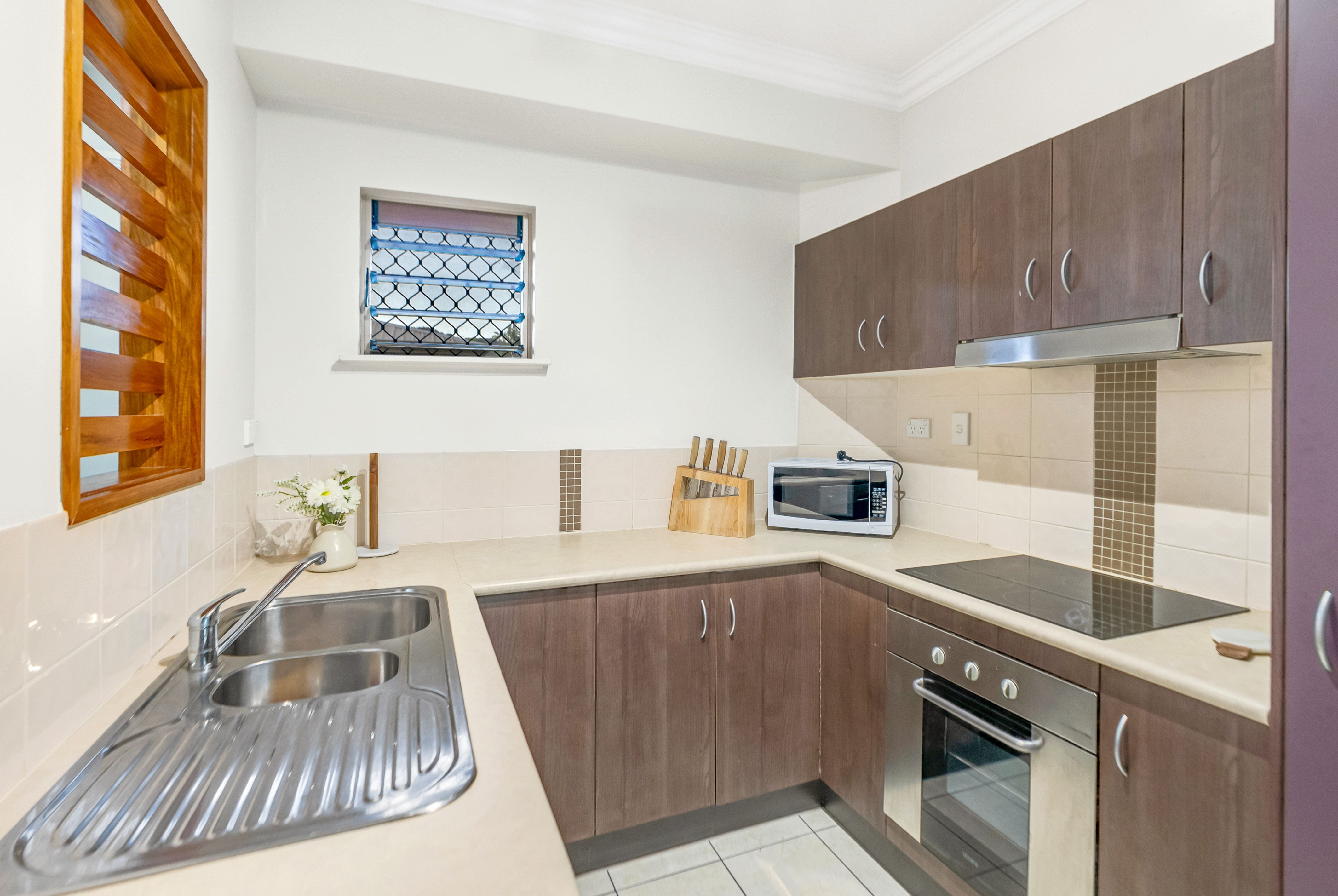 226/29-33 Springfield Crescent, Manoora, QLD 4870