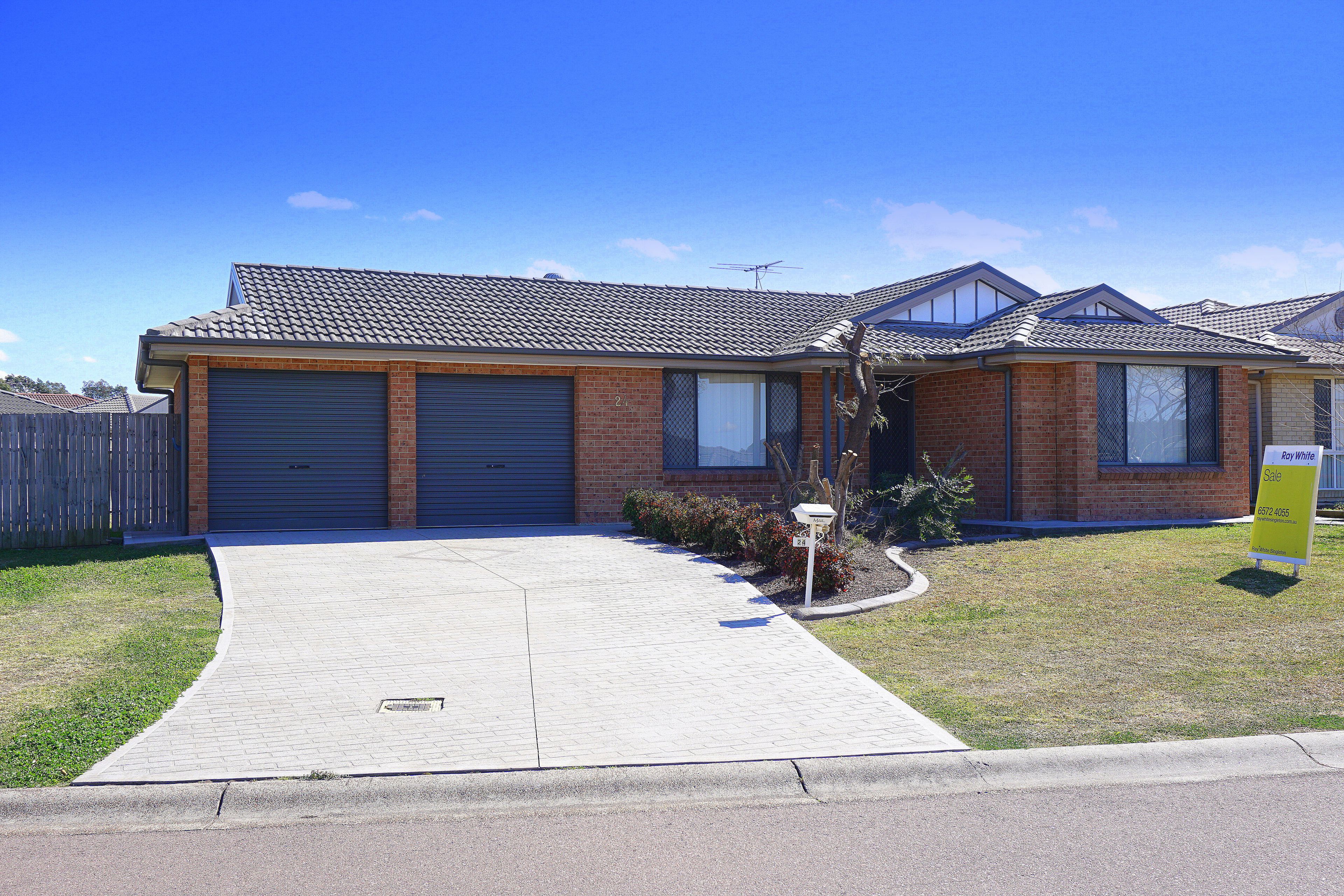 24 Sinclair Avenue, Singleton NSW 2330