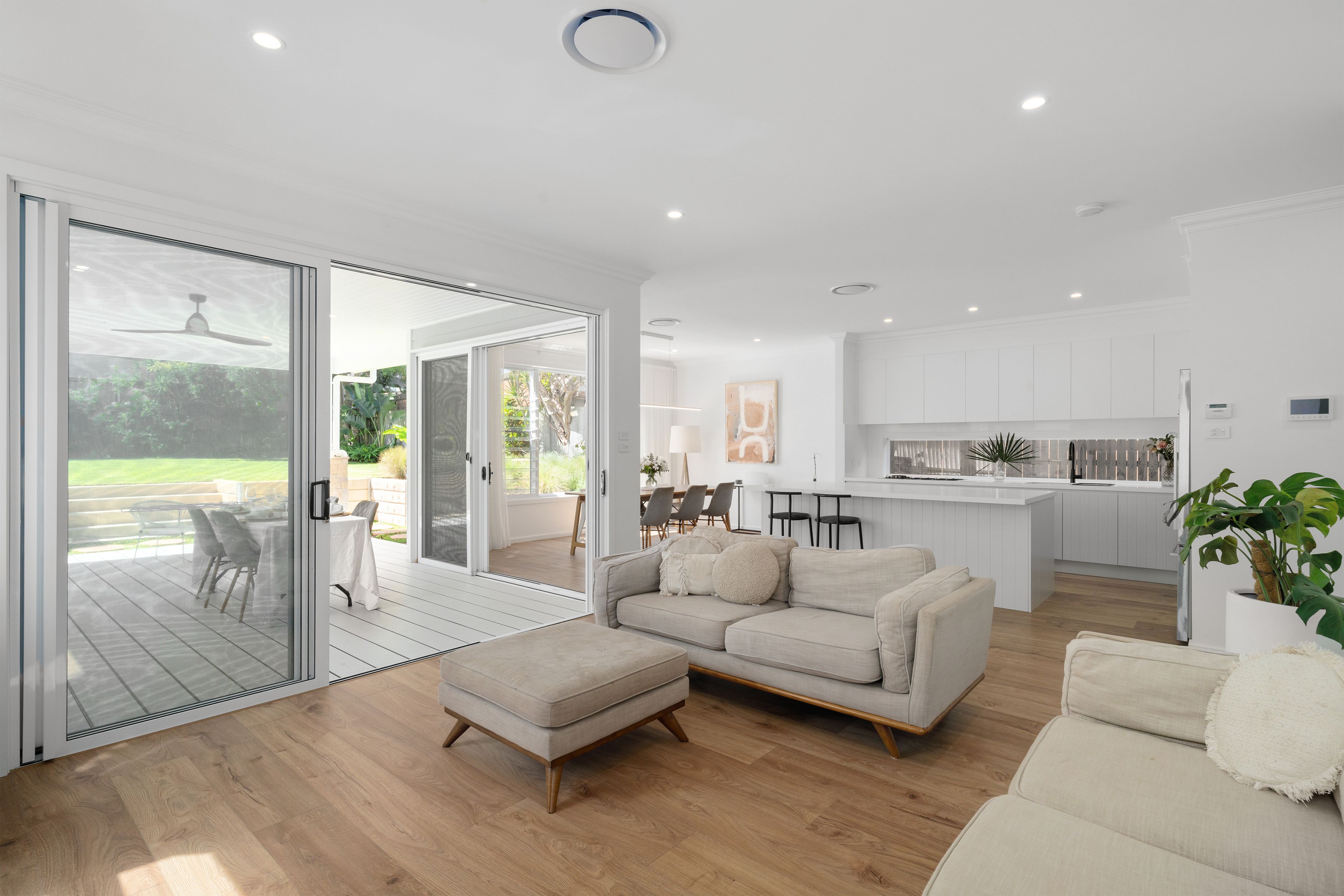 82 South Creek Road, Dee Why, NSW 2099