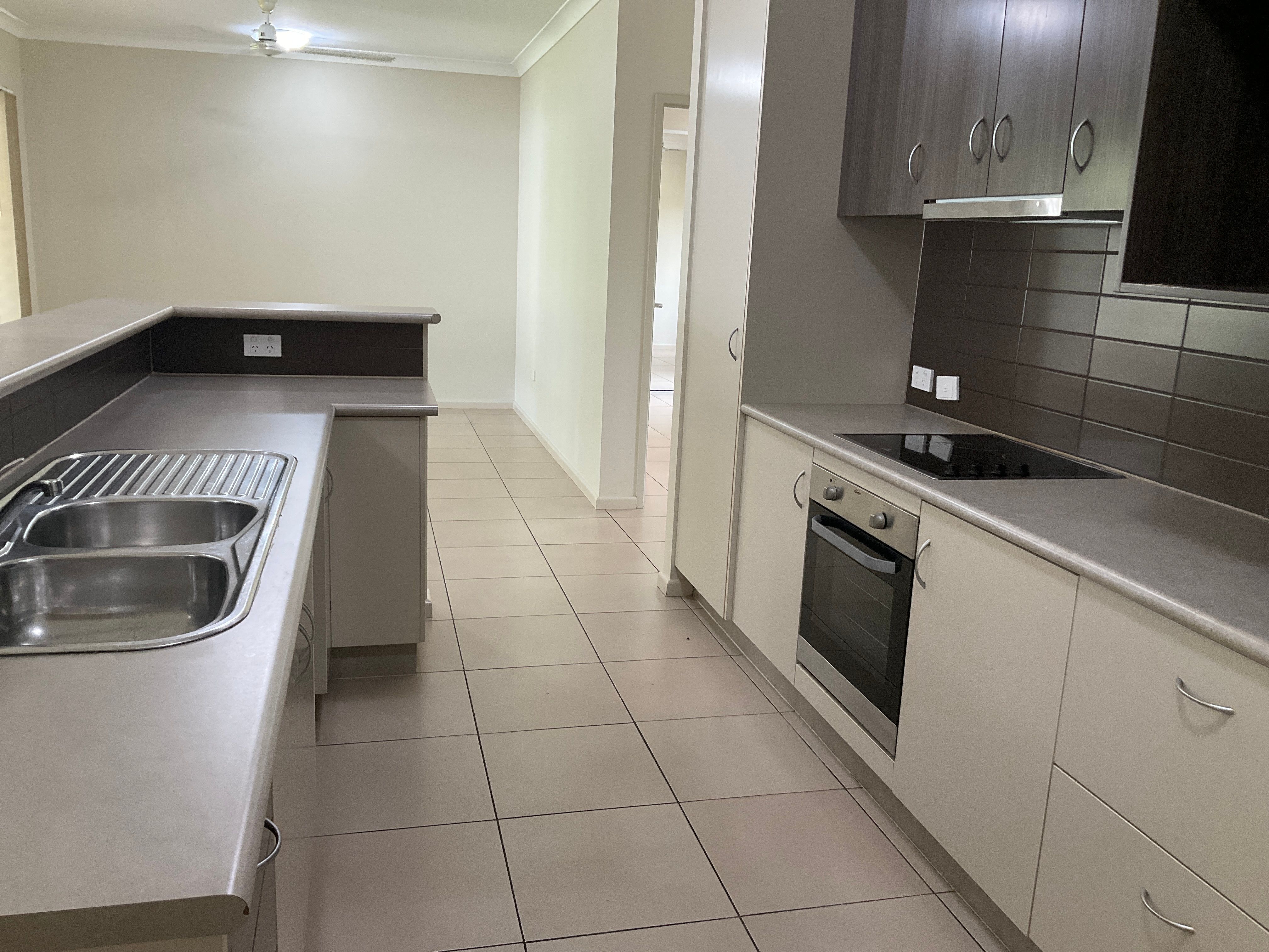 Rare 5 Bedroom home - DHA Mid Lease Sale! — photo 6 of 17