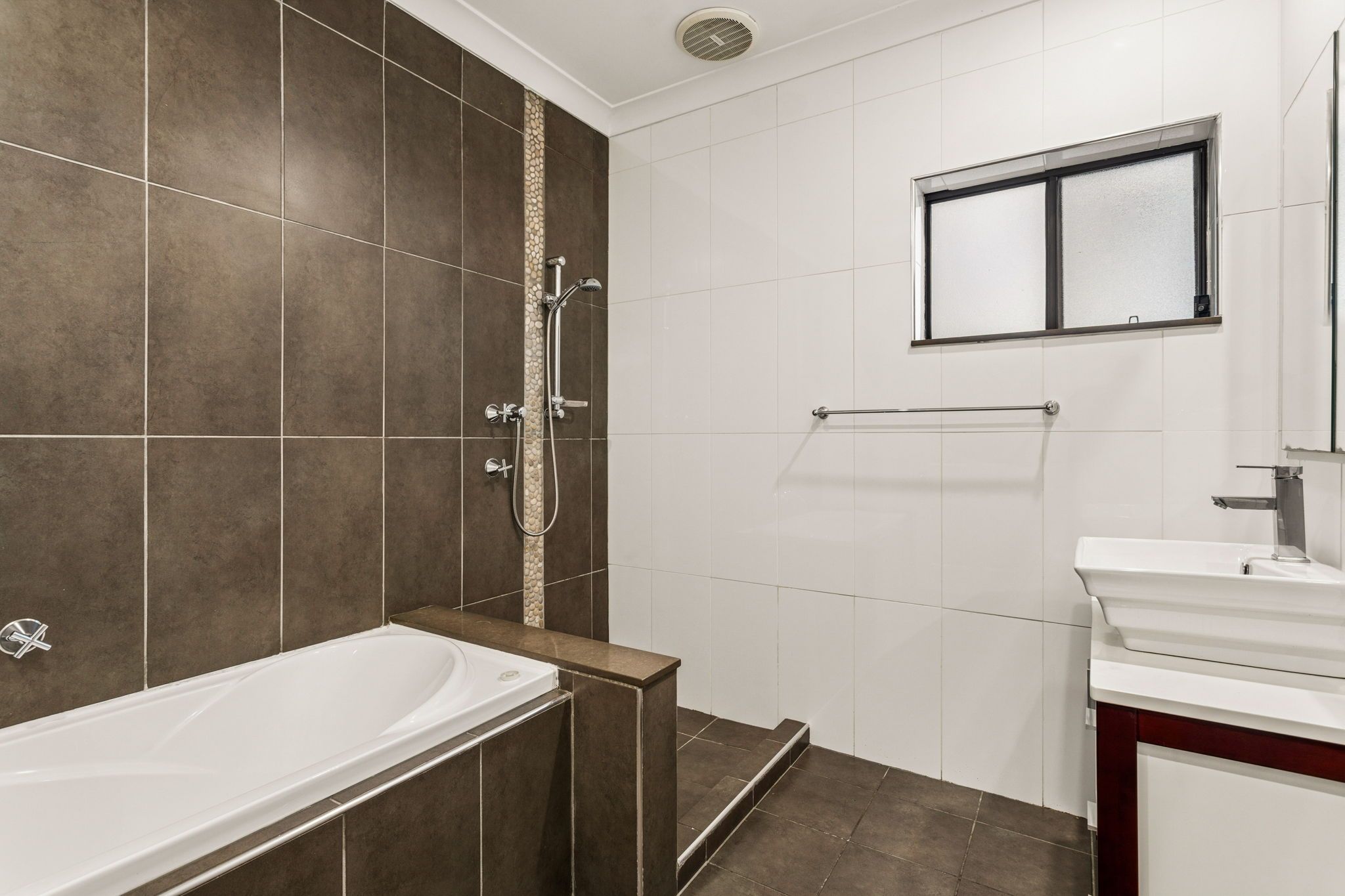 114 Queen Victoria Street — photo 6 of 11