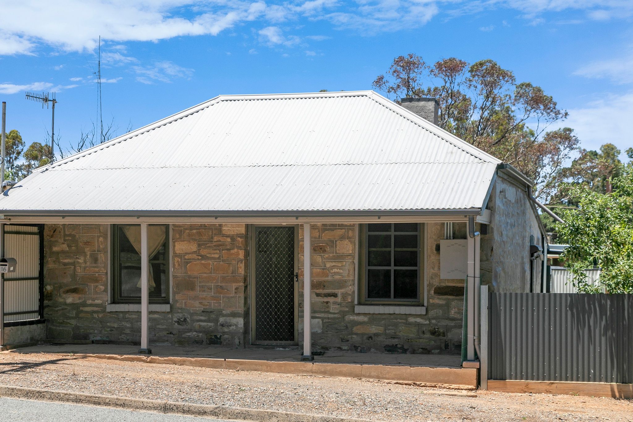 16 Paxton Terrace, Burra SA 5417